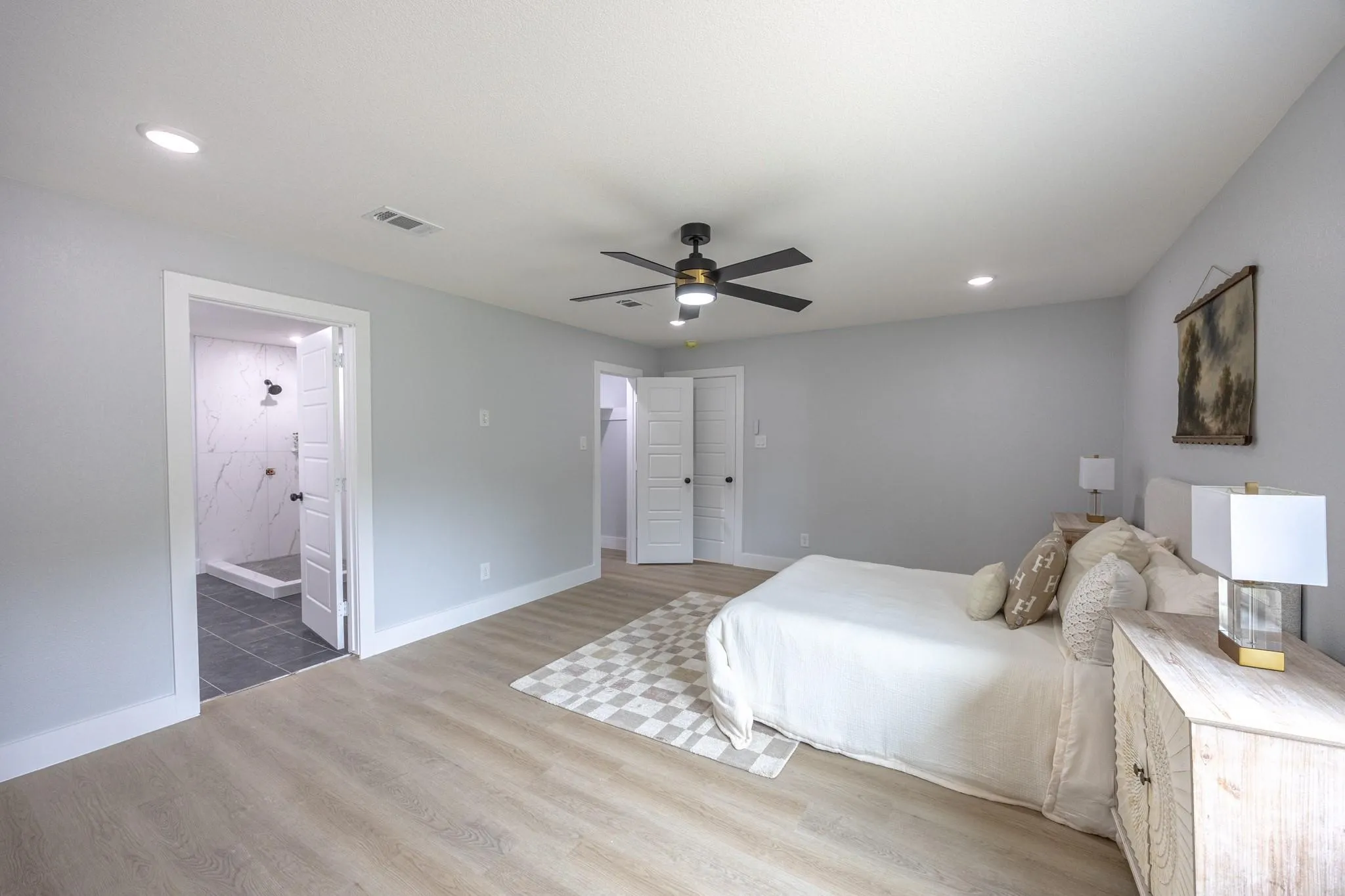 Single Family Residence For Sale in Tarrant County , 1208 Andrews Street, Arlington, Texas 76011, 4 Bedroom, 3 Bathroom, Garage spaces, 1,698 Sqft, built in 1963, mls#21346542, Real Estate Agent in Arlington, Homes For Sale in Tarrant county, Homes For Sale in Arlington, Realtor in Arlington Texas, Real Estate Brokerage Independent Realty Texas, Luminita Cordes Realtor