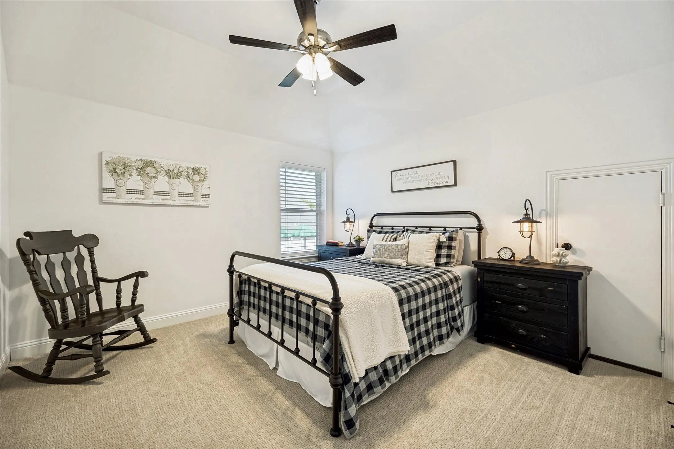 Single Family Residence For Sale in Collin County , 1516 Portico Place, Mc Kinney, Texas 75069, 5 Bedroom, 4 Bathroom, 2 Garage spaces, 3,196 Sqft, built in 2023, mls#21345795, Real Estate Agent in Mc Kinney, Homes For Sale in Collin county, Homes For Sale in Mc Kinney, Realtor in Mc Kinney Texas, Real Estate Brokerage Independent Realty Texas, Luminita Cordes Realtor