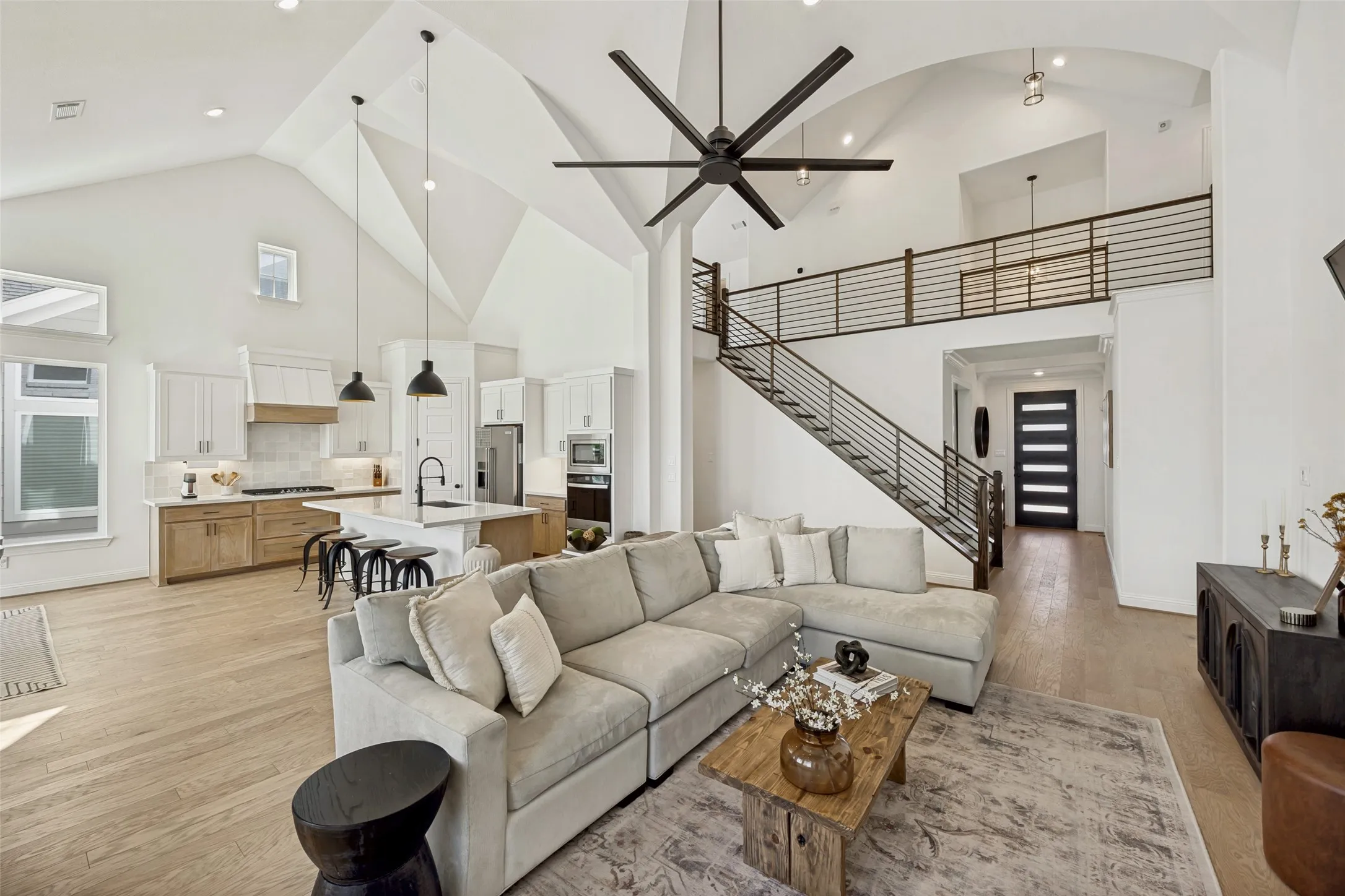 Single Family Residence For Sale in Collin County , 1516 Portico Place, Mc Kinney, Texas 75069, 5 Bedroom, 4 Bathroom, 2 Garage spaces, 3,196 Sqft, built in 2023, mls#21345795, Real Estate Agent in Mc Kinney, Homes For Sale in Collin county, Homes For Sale in Mc Kinney, Realtor in Mc Kinney Texas, Real Estate Brokerage Independent Realty Texas, Luminita Cordes Realtor