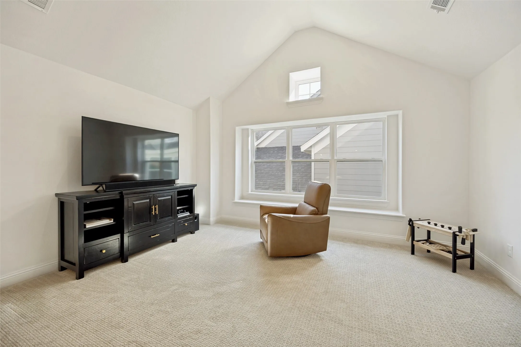 Single Family Residence For Sale in Collin County , 1516 Portico Place, Mc Kinney, Texas 75069, 5 Bedroom, 4 Bathroom, 2 Garage spaces, 3,196 Sqft, built in 2023, mls#21345795, Real Estate Agent in Mc Kinney, Homes For Sale in Collin county, Homes For Sale in Mc Kinney, Realtor in Mc Kinney Texas, Real Estate Brokerage Independent Realty Texas, Luminita Cordes Realtor