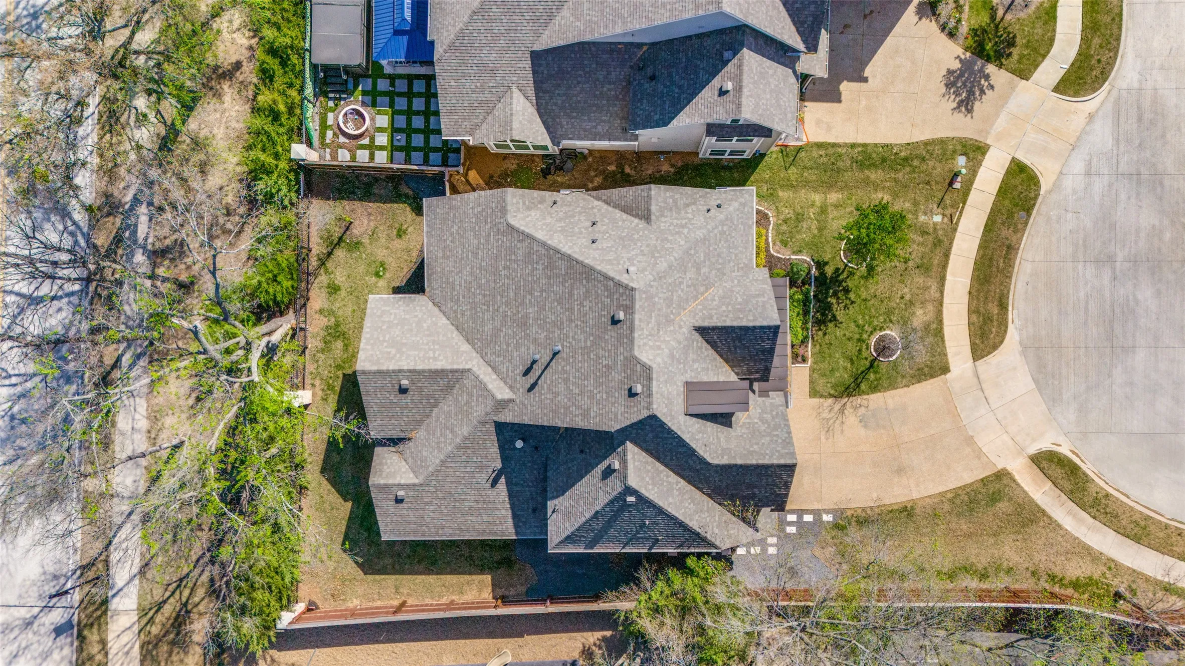 Single Family Residence For Sale in Collin County , 1516 Portico Place, Mc Kinney, Texas 75069, 5 Bedroom, 4 Bathroom, 2 Garage spaces, 3,196 Sqft, built in 2023, mls#21345795, Real Estate Agent in Mc Kinney, Homes For Sale in Collin county, Homes For Sale in Mc Kinney, Realtor in Mc Kinney Texas, Real Estate Brokerage Independent Realty Texas, Luminita Cordes Realtor