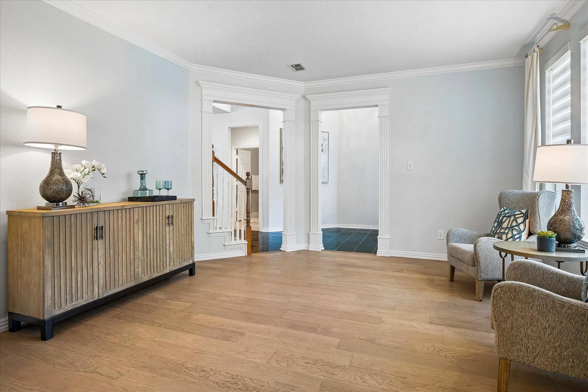 Single Family Residence For Sale in Denton County , 1600 Shadywood Lane, Flower Mound, Texas 75028, 5 Bedroom, 3 Bathroom, 2 Garage spaces, 3,244 Sqft, built in 1994, mls#21345632, Real Estate Agent in Flower Mound, Homes For Sale in Denton county, Homes For Sale in Flower Mound, Realtor in Flower Mound Texas, Real Estate Brokerage Independent Realty Texas, Luminita Cordes Realtor