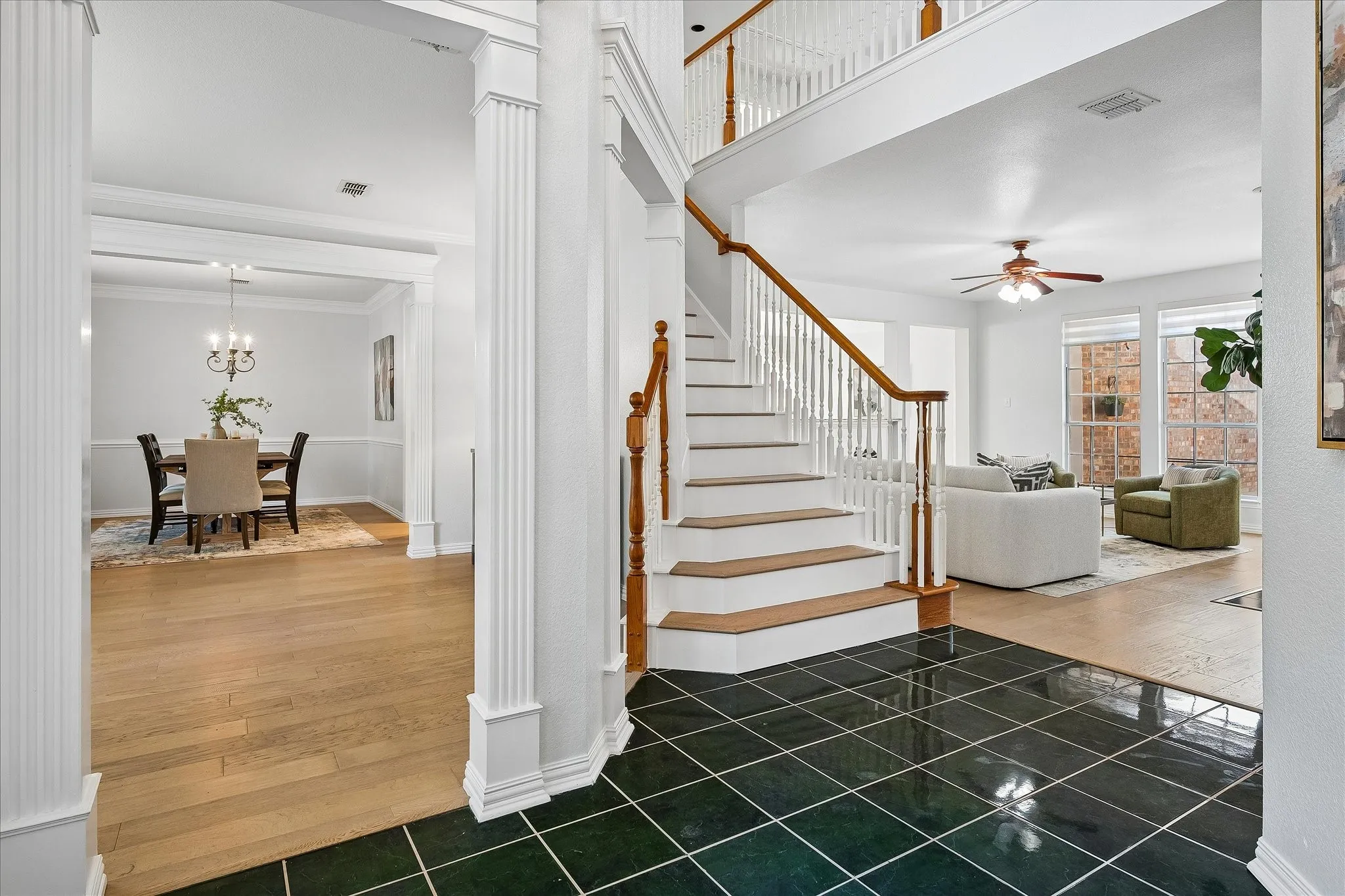 Single Family Residence For Sale in Denton County , 1600 Shadywood Lane, Flower Mound, Texas 75028, 5 Bedroom, 3 Bathroom, 2 Garage spaces, 3,244 Sqft, built in 1994, mls#21345632, Real Estate Agent in Flower Mound, Homes For Sale in Denton county, Homes For Sale in Flower Mound, Realtor in Flower Mound Texas, Real Estate Brokerage Independent Realty Texas, Luminita Cordes Realtor