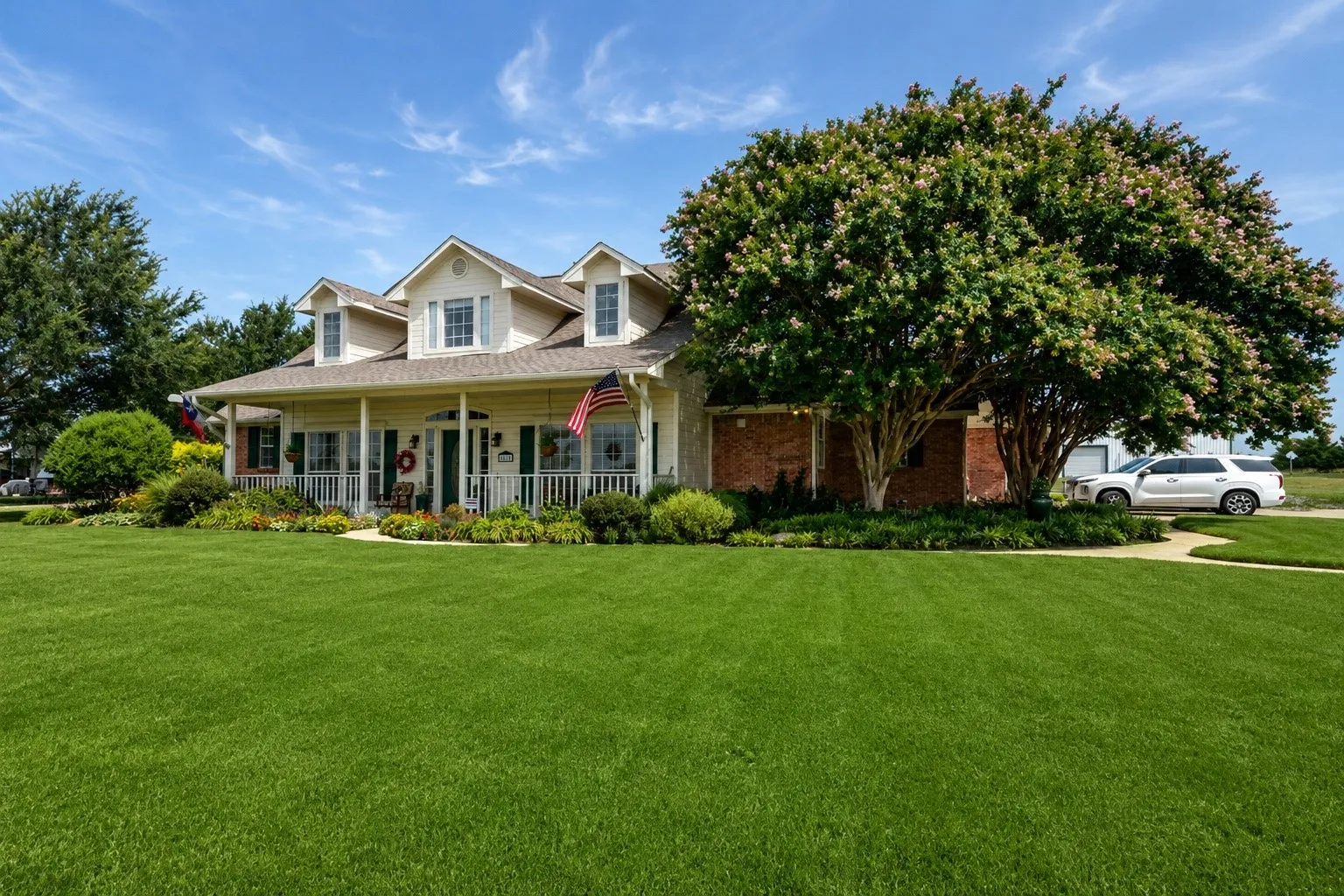 Single Family Residence For Sale in Collin County , 2614 County Road 596, Nevada, Texas 75173, 3 Bedroom, 4 Bathroom, 2 Garage spaces, 2,593 Sqft, built in 1998, mls#21344134, Real Estate Agent in Nevada, Homes For Sale in Collin county, Homes For Sale in Nevada, Realtor in Nevada Texas, Real Estate Brokerage Independent Realty Texas, Luminita Cordes Realtor