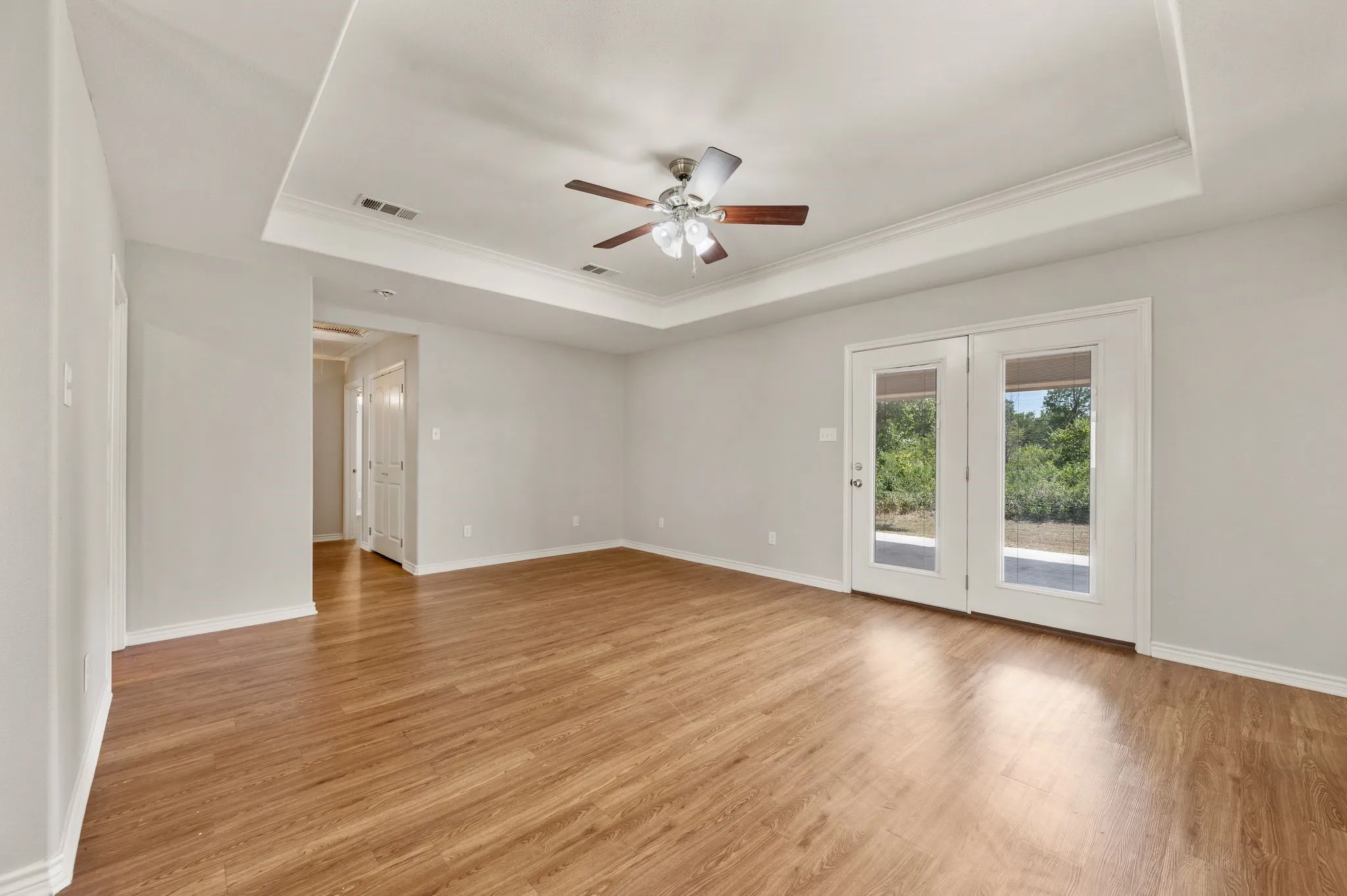 Single Family Residence For Sale in Navarro County , 9888 NW County Road 2221, Barry, Texas 75102, 3 Bedroom, 2 Bathroom, Garage spaces, 1,972 Sqft, built in 2018, mls#21339525, Real Estate Agent in Barry, Homes For Sale in Navarro county, Homes For Sale in Barry, Realtor in Barry Texas, Real Estate Brokerage Independent Realty Texas, Luminita Cordes Realtor