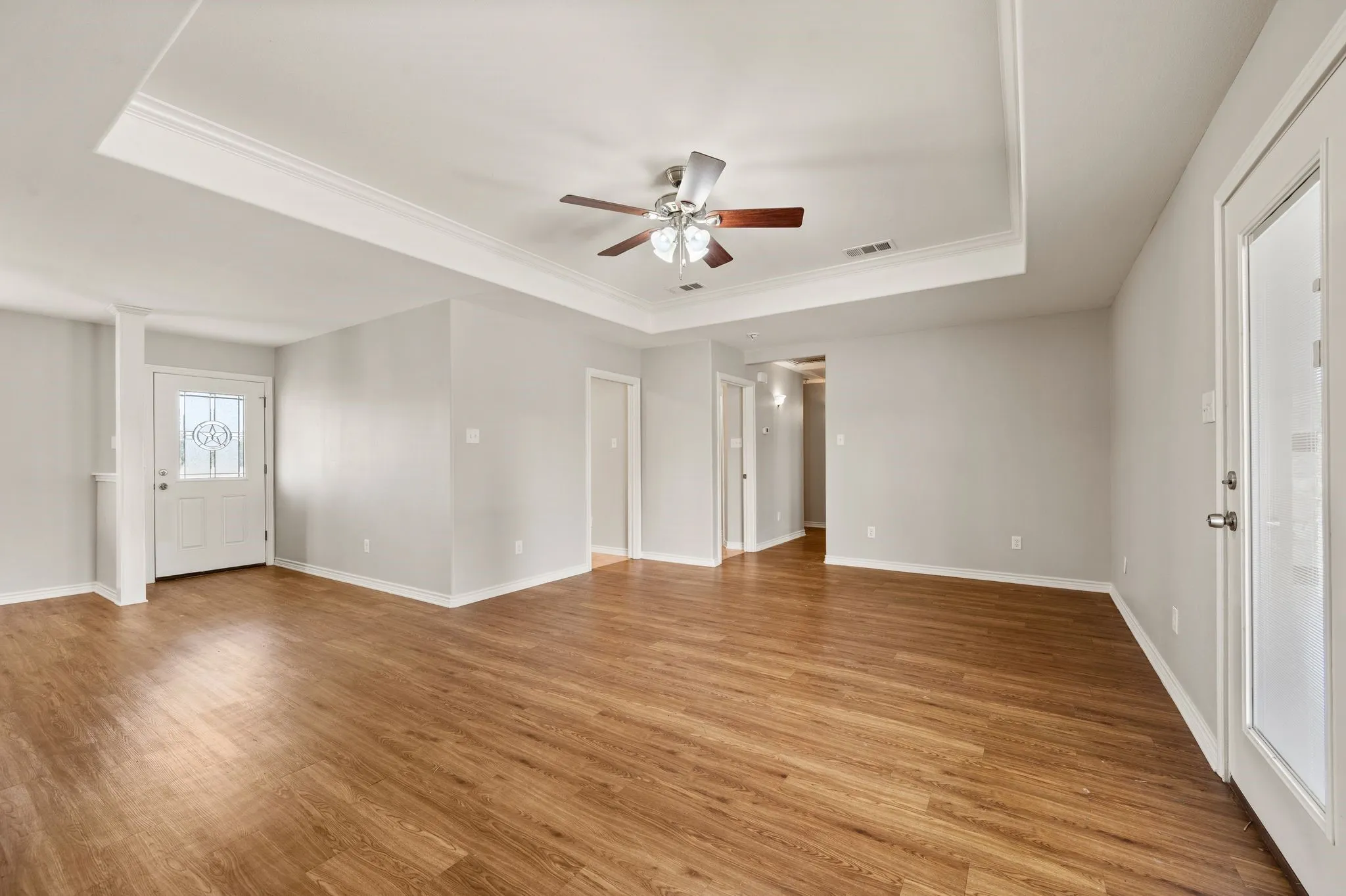 Single Family Residence For Sale in Navarro County , 9888 NW County Road 2221, Barry, Texas 75102, 3 Bedroom, 2 Bathroom, Garage spaces, 1,972 Sqft, built in 2018, mls#21339525, Real Estate Agent in Barry, Homes For Sale in Navarro county, Homes For Sale in Barry, Realtor in Barry Texas, Real Estate Brokerage Independent Realty Texas, Luminita Cordes Realtor