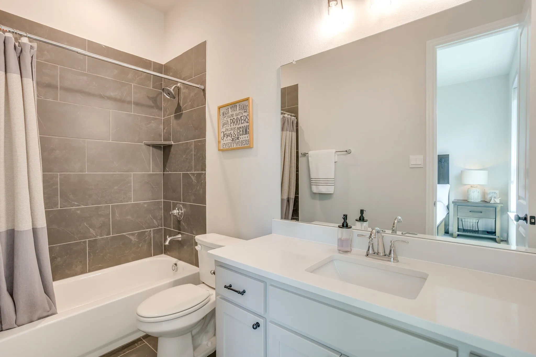Single Family Residence For Sale in Tarrant County , 535 Syracuse Street, Haslet, Texas 76052, 4 Bedroom, 4 Bathroom, 3 Garage spaces, 3,300 Sqft, built in 2023, mls#21340609, Real Estate Agent in Haslet, Homes For Sale in Tarrant county, Homes For Sale in Haslet, Realtor in Haslet Texas, Real Estate Brokerage Independent Realty Texas, Luminita Cordes Realtor