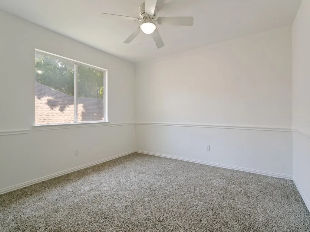 Single Family Residence For Sale in Tarrant County , 2152 Pritchard Drive, Grapevine, Texas 76051, 4 Bedroom, 3 Bathroom, 2 Garage spaces, 2,443 Sqft, built in 1995, mls#21345478, Real Estate Agent in Grapevine, Homes For Sale in Tarrant county, Homes For Sale in Grapevine, Realtor in Grapevine Texas, Real Estate Brokerage Independent Realty Texas, Luminita Cordes Realtor