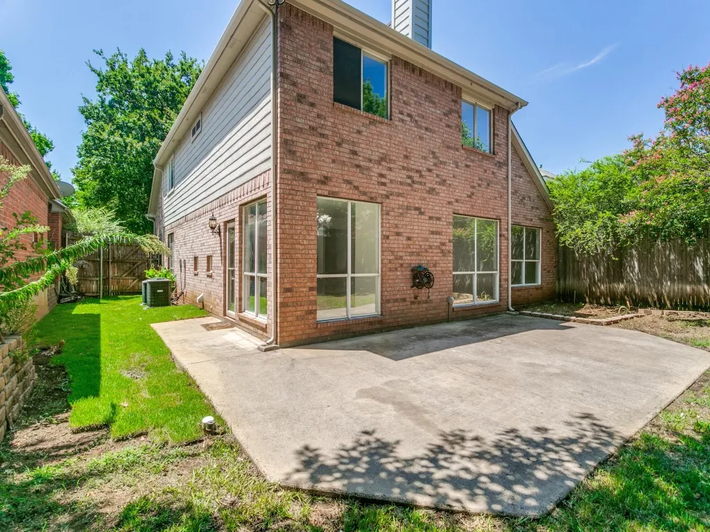 Single Family Residence For Sale in Tarrant County , 2152 Pritchard Drive, Grapevine, Texas 76051, 4 Bedroom, 3 Bathroom, 2 Garage spaces, 2,443 Sqft, built in 1995, mls#21345478, Real Estate Agent in Grapevine, Homes For Sale in Tarrant county, Homes For Sale in Grapevine, Realtor in Grapevine Texas, Real Estate Brokerage Independent Realty Texas, Luminita Cordes Realtor