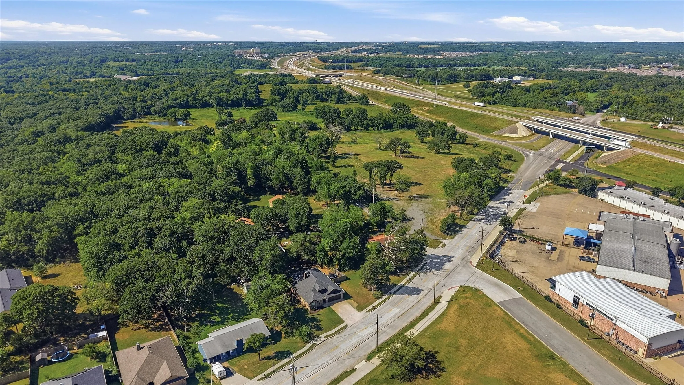 Single Family Residence For Sale in Grayson County , 3020 W Loy Lake Road, Denison, Texas 75020, 3 Bedroom, 2 Bathroom, 2 Garage spaces, 1,941 Sqft, built in 2017, mls#21343098, Real Estate Agent in Denison, Homes For Sale in Grayson county, Homes For Sale in Denison, Realtor in Denison Texas, Real Estate Brokerage Independent Realty Texas, Luminita Cordes Realtor