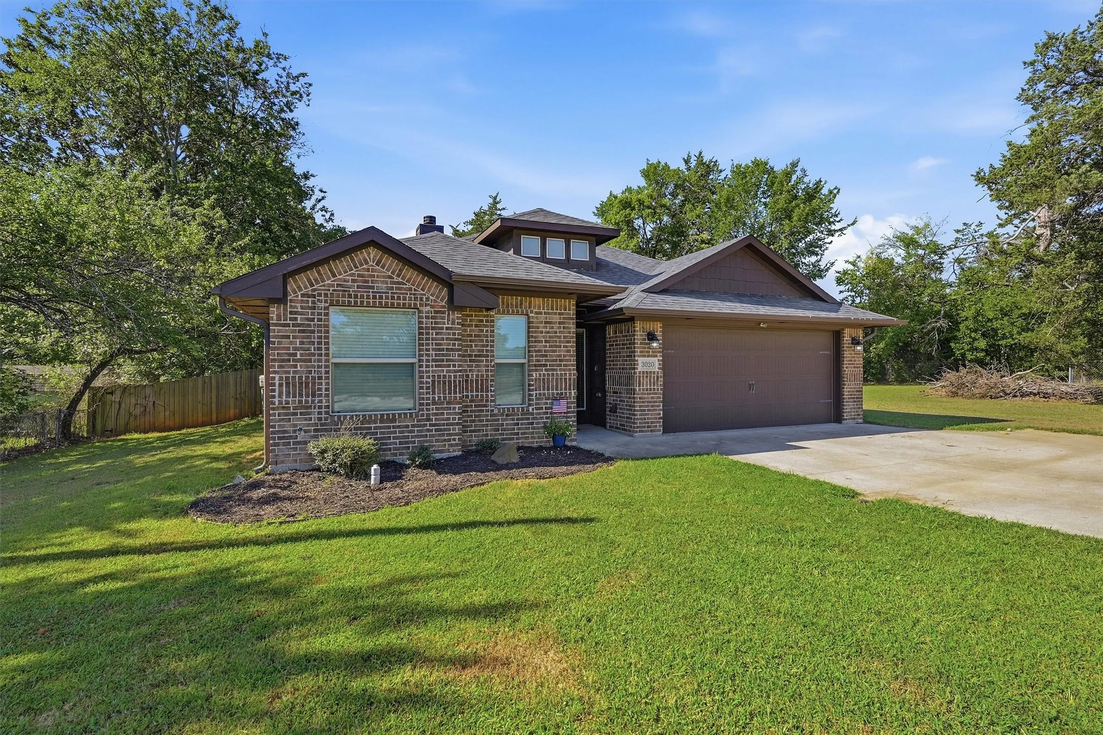 Clean curb appeal