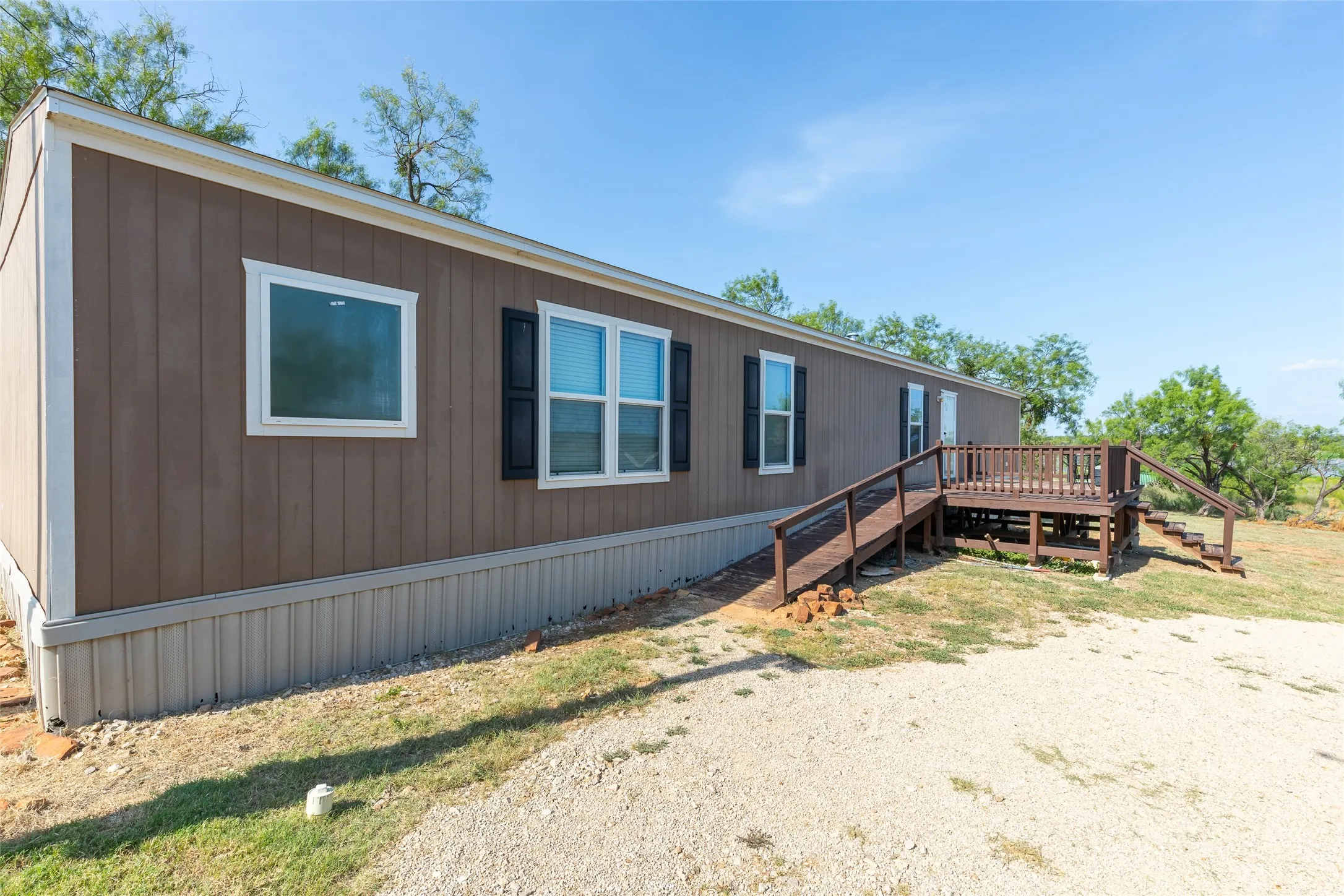 Manufactured Home For Sale in Stephens County , 6801 County Road 304, Breckenridge, Texas 76424, 3 Bedrooms, 2 Bathrooms, Garage spaces, 1,216 Sqft, built in 2021, Price $274,900, mls#21334083, Real Estate Agent in Breckenridge, Homes For Sale in Stephens county, Homes For Sale in Breckenridge, Realtor in Breckenridge Texas, Real Estate Brokerage Independent Realty Texas, Luminita Cordes Realtor