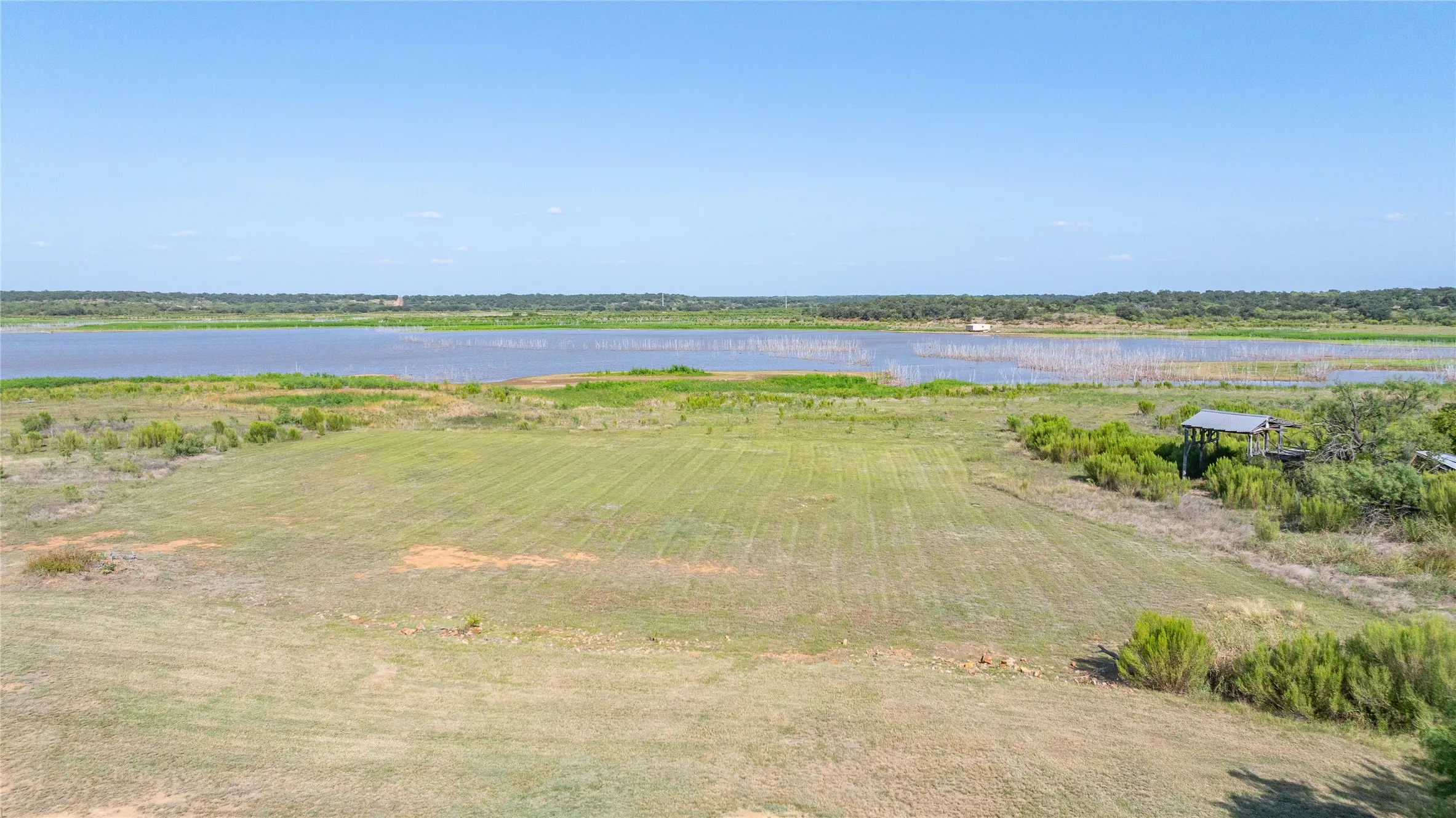 Manufactured Home For Sale in Stephens County , 6801 County Road 304, Breckenridge, Texas 76424, 3 Bedrooms, 2 Bathrooms, Garage spaces, 1,216 Sqft, built in 2021, Price $274,900, mls#21334083, Real Estate Agent in Breckenridge, Homes For Sale in Stephens county, Homes For Sale in Breckenridge, Realtor in Breckenridge Texas, Real Estate Brokerage Independent Realty Texas, Luminita Cordes Realtor