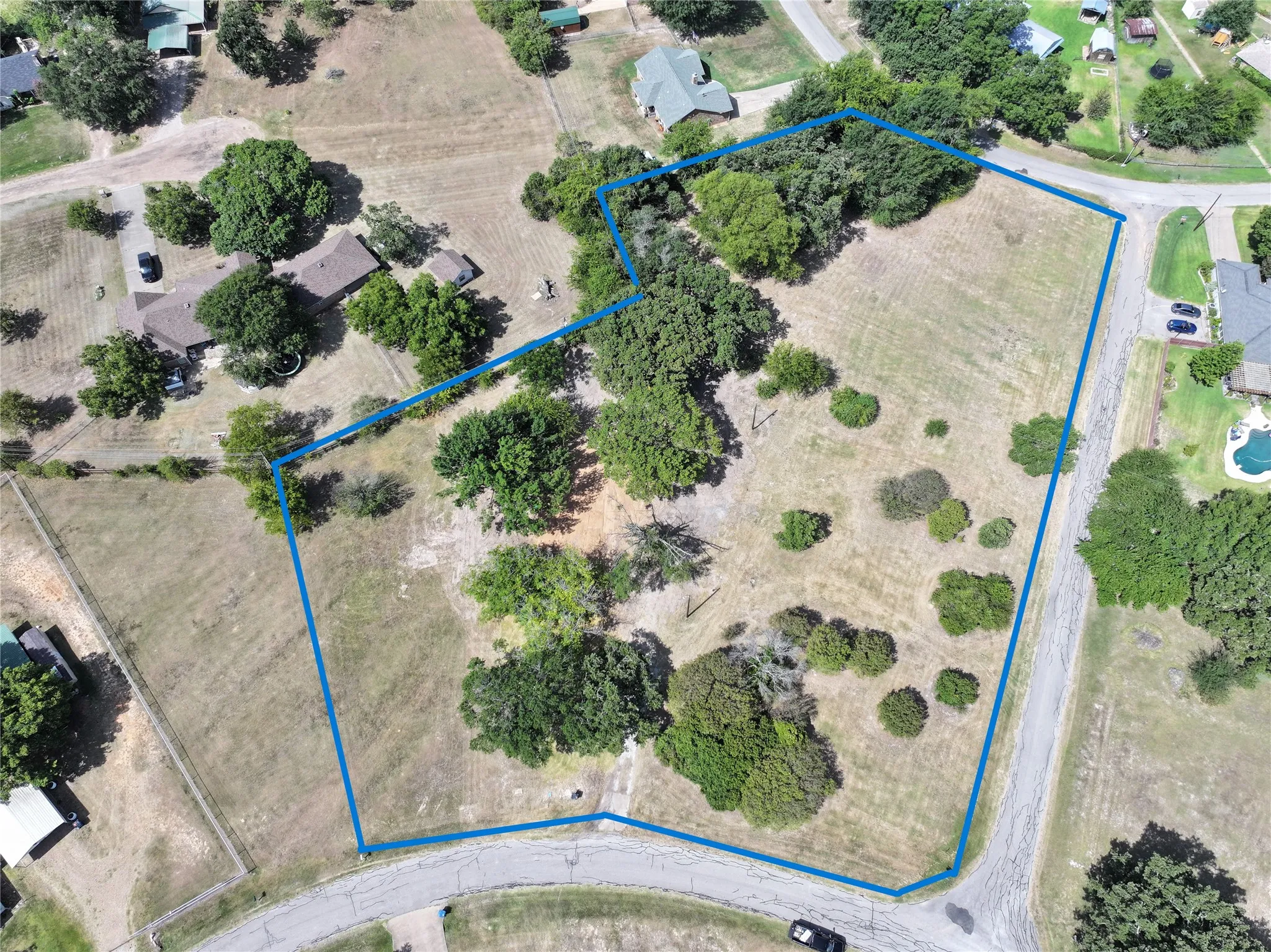 Improved Land For Sale in Henderson County , 111 Bedfords Bend, Gun Barrel City, Texas 75156, 0, 0, Garage spaces, 0 Sqft, built in 1974, mls#21346583, Real Estate Agent in Gun Barrel City, Homes For Sale in Henderson county, Homes For Sale in Gun Barrel City, Realtor in Gun Barrel City Texas, Real Estate Brokerage Independent Realty Texas, Luminita Cordes Realtor