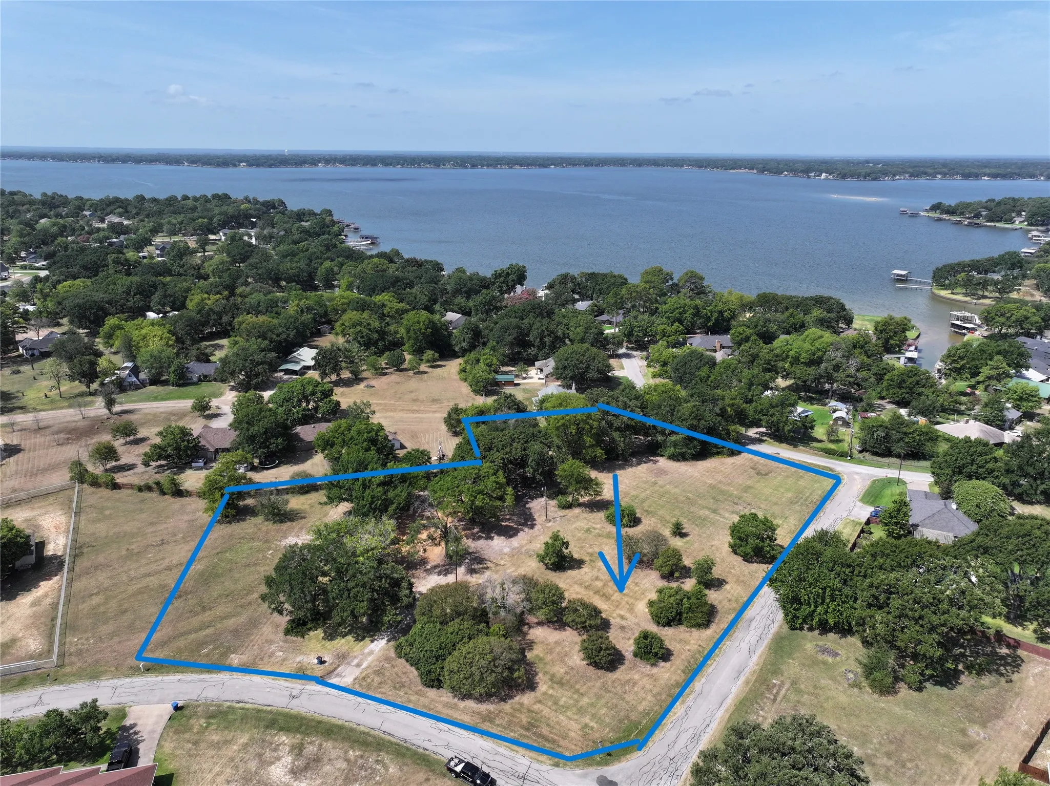 Improved Land For Sale in Henderson County , 111 Bedfords Bend, Gun Barrel City, Texas 75156, 0, 0, Garage spaces, 0 Sqft, built in 1974, mls#21346583, Real Estate Agent in Gun Barrel City, Homes For Sale in Henderson county, Homes For Sale in Gun Barrel City, Realtor in Gun Barrel City Texas, Real Estate Brokerage Independent Realty Texas, Luminita Cordes Realtor