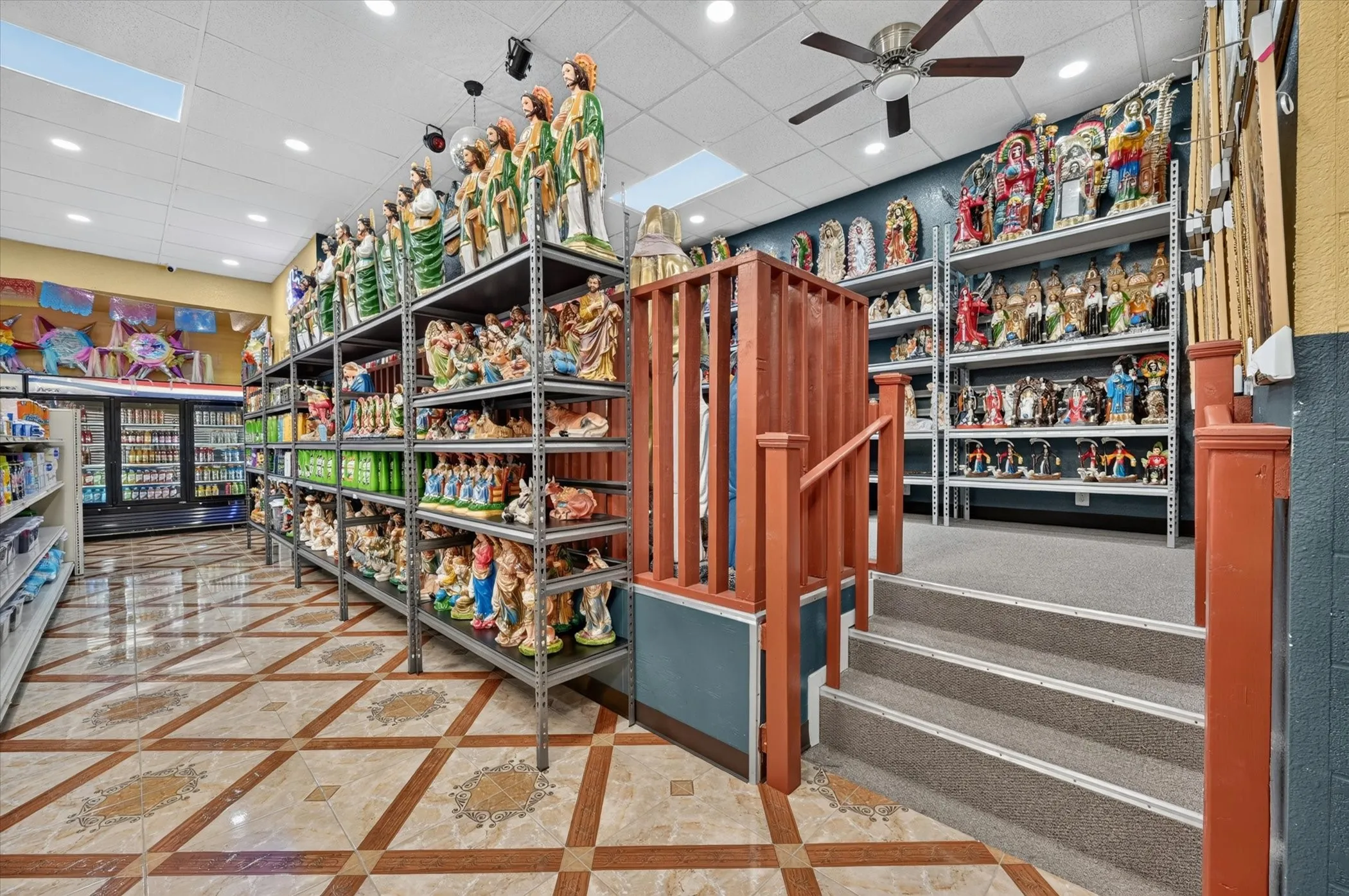 Retail For Sale in Tarrant County , 5115 Wellview Avenue, Fort Worth, Texas 76115, 0, 0, Garage spaces, 0 Sqft, built in 1962, Price $900,000, mls#21346357, Real Estate Agent in Fort Worth, Homes For Sale in Tarrant county, Homes For Sale in Fort Worth, Realtor in Fort Worth Texas, Real Estate Brokerage Independent Realty Texas, Luminita Cordes Realtor