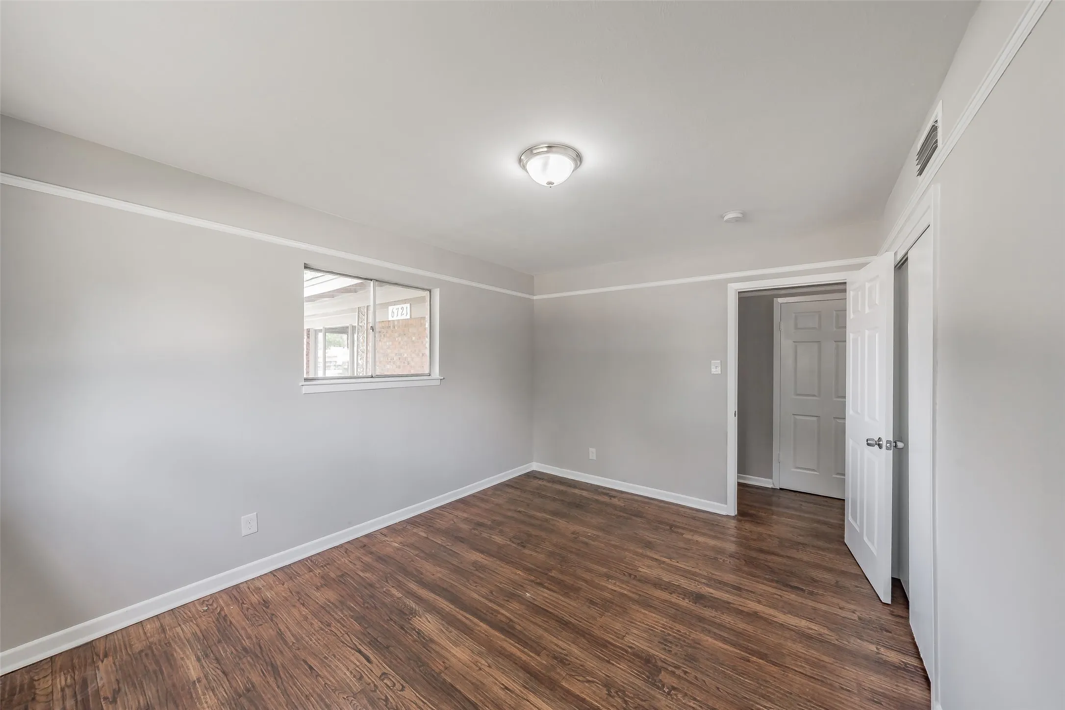 Single Family Residence For Sale in Tarrant County , 6721 Cylinda Sue Circle, North Richland Hills, Texas 76180, 3 Bedroom, 2 Bathroom, 2 Garage spaces, 1,578 Sqft, built in 1958, mls#21346581, Real Estate Agent in North Richland Hills, Homes For Sale in Tarrant county, Homes For Sale in North Richland Hills, Realtor in North Richland Hills Texas, Real Estate Brokerage Independent Realty Texas, Luminita Cordes Realtor