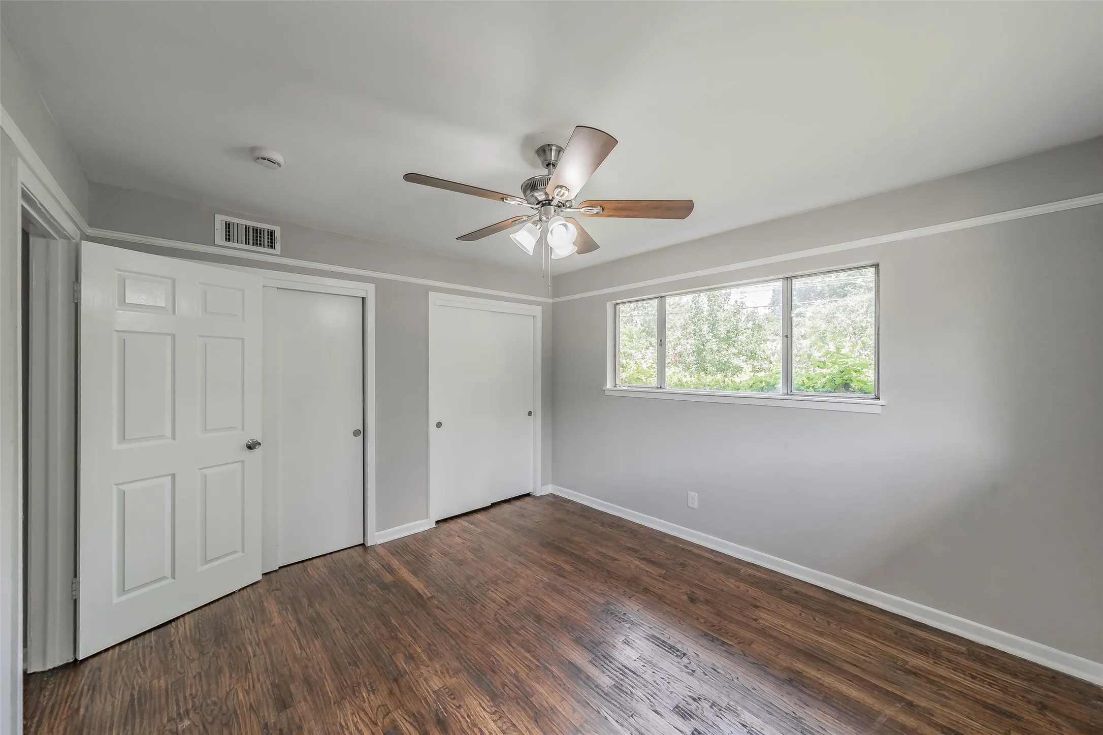 Single Family Residence For Sale in Tarrant County , 6721 Cylinda Sue Circle, North Richland Hills, Texas 76180, 3 Bedroom, 2 Bathroom, 2 Garage spaces, 1,578 Sqft, built in 1958, mls#21346581, Real Estate Agent in North Richland Hills, Homes For Sale in Tarrant county, Homes For Sale in North Richland Hills, Realtor in North Richland Hills Texas, Real Estate Brokerage Independent Realty Texas, Luminita Cordes Realtor