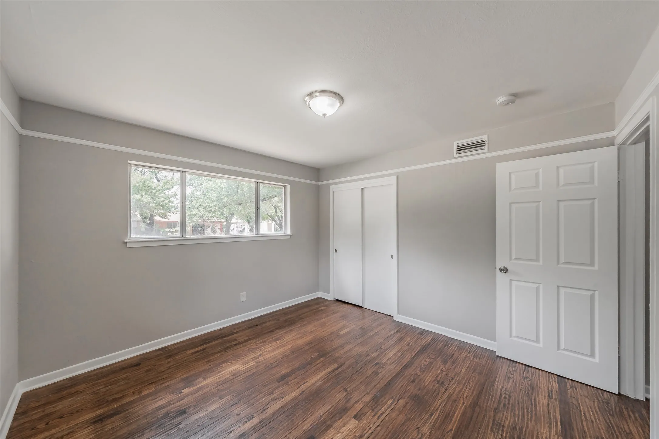 Single Family Residence For Sale in Tarrant County , 6721 Cylinda Sue Circle, North Richland Hills, Texas 76180, 3 Bedroom, 2 Bathroom, 2 Garage spaces, 1,578 Sqft, built in 1958, mls#21346581, Real Estate Agent in North Richland Hills, Homes For Sale in Tarrant county, Homes For Sale in North Richland Hills, Realtor in North Richland Hills Texas, Real Estate Brokerage Independent Realty Texas, Luminita Cordes Realtor