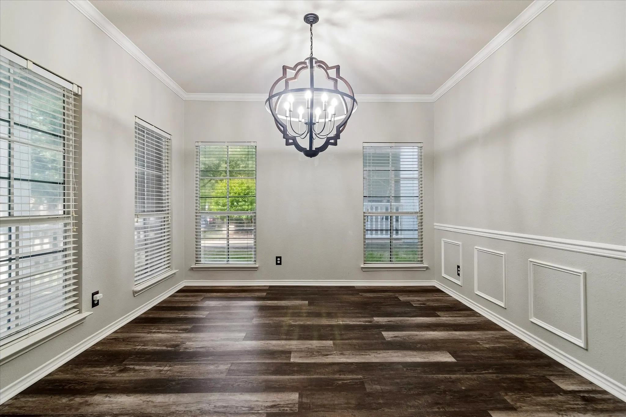 Single Family Residence For Sale in Denton County , 1145 King George Lane, Savannah, Texas 76227, 3 Bedroom, 3 Bathroom, 2 Garage spaces, 2,123 Sqft, built in 2008, mls#21346480, Real Estate Agent in Savannah, Homes For Sale in Denton county, Homes For Sale in Savannah, Realtor in Savannah Texas, Real Estate Brokerage Independent Realty Texas, Luminita Cordes Realtor