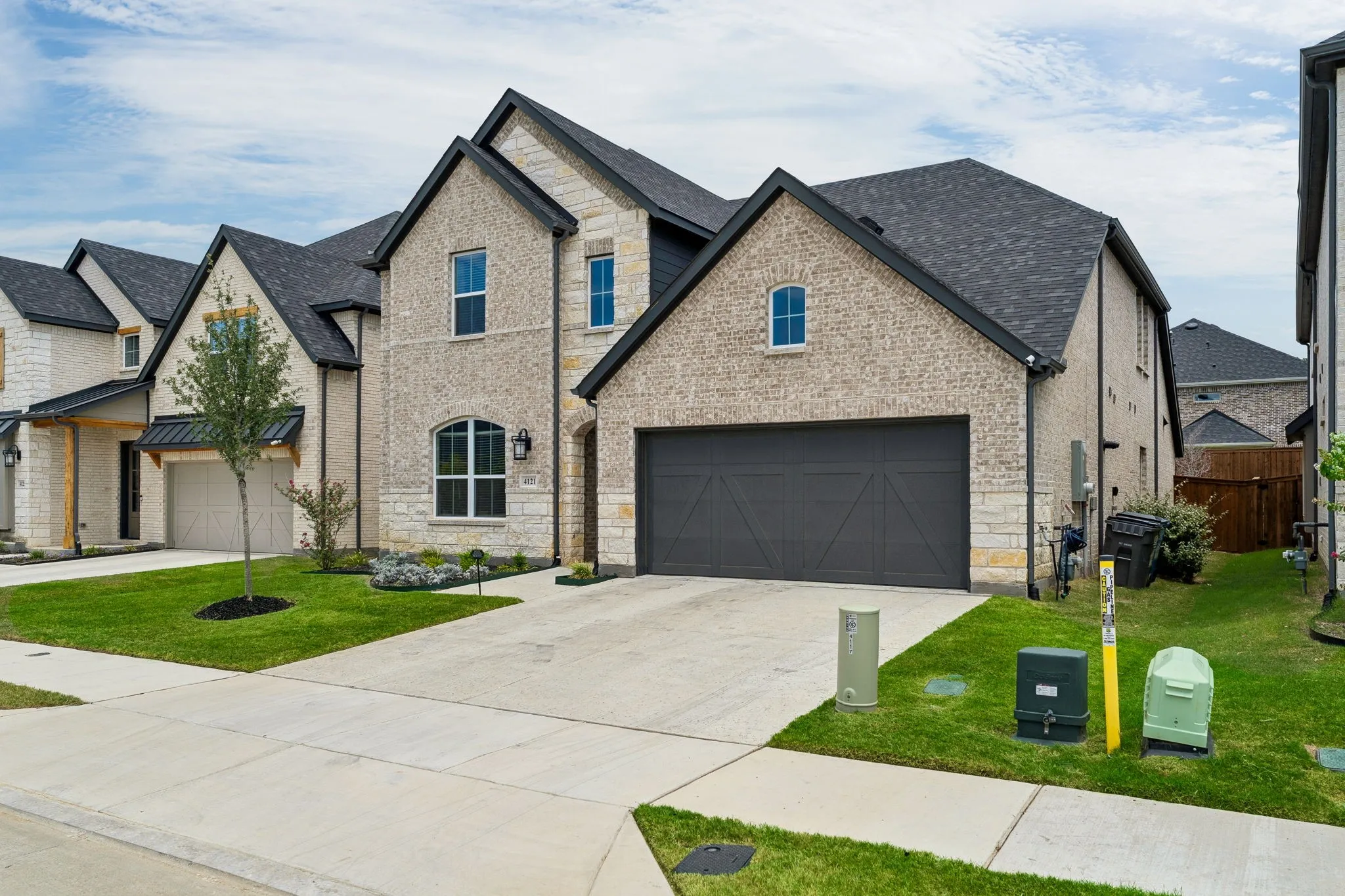 Single Family Residence For Sale in Denton County , 4121 Blackbird Avenue, Little Elm, Texas 75068, 4 Bedroom, 3 Bathroom, 2 Garage spaces, 2,813 Sqft, built in 2024, mls#21342885, Real Estate Agent in Little Elm, Homes For Sale in Denton county, Homes For Sale in Little Elm, Realtor in Little Elm Texas, Real Estate Brokerage Independent Realty Texas, Luminita Cordes Realtor