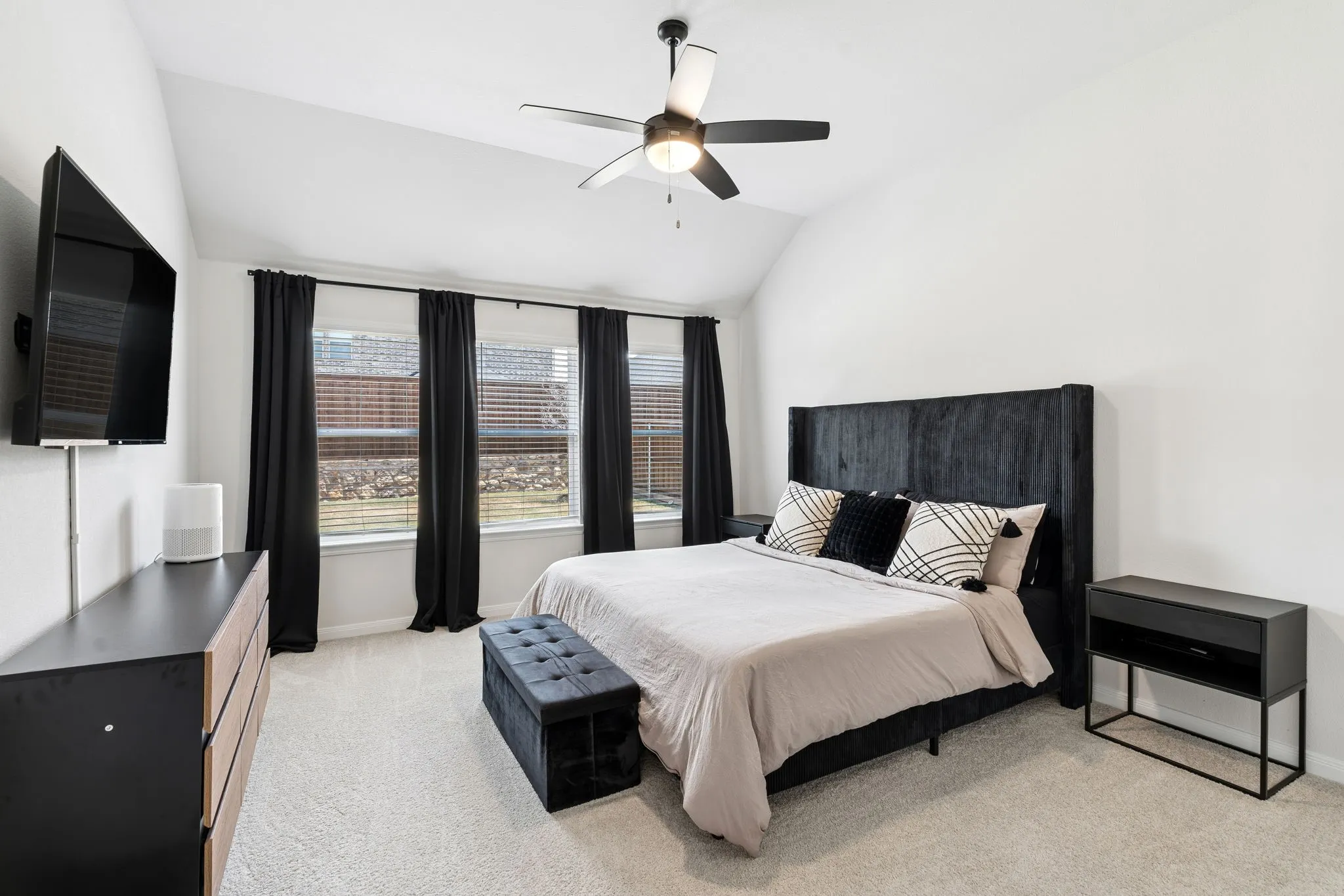 Single Family Residence For Sale in Denton County , 4121 Blackbird Avenue, Little Elm, Texas 75068, 4 Bedroom, 3 Bathroom, 2 Garage spaces, 2,813 Sqft, built in 2024, mls#21342885, Real Estate Agent in Little Elm, Homes For Sale in Denton county, Homes For Sale in Little Elm, Realtor in Little Elm Texas, Real Estate Brokerage Independent Realty Texas, Luminita Cordes Realtor