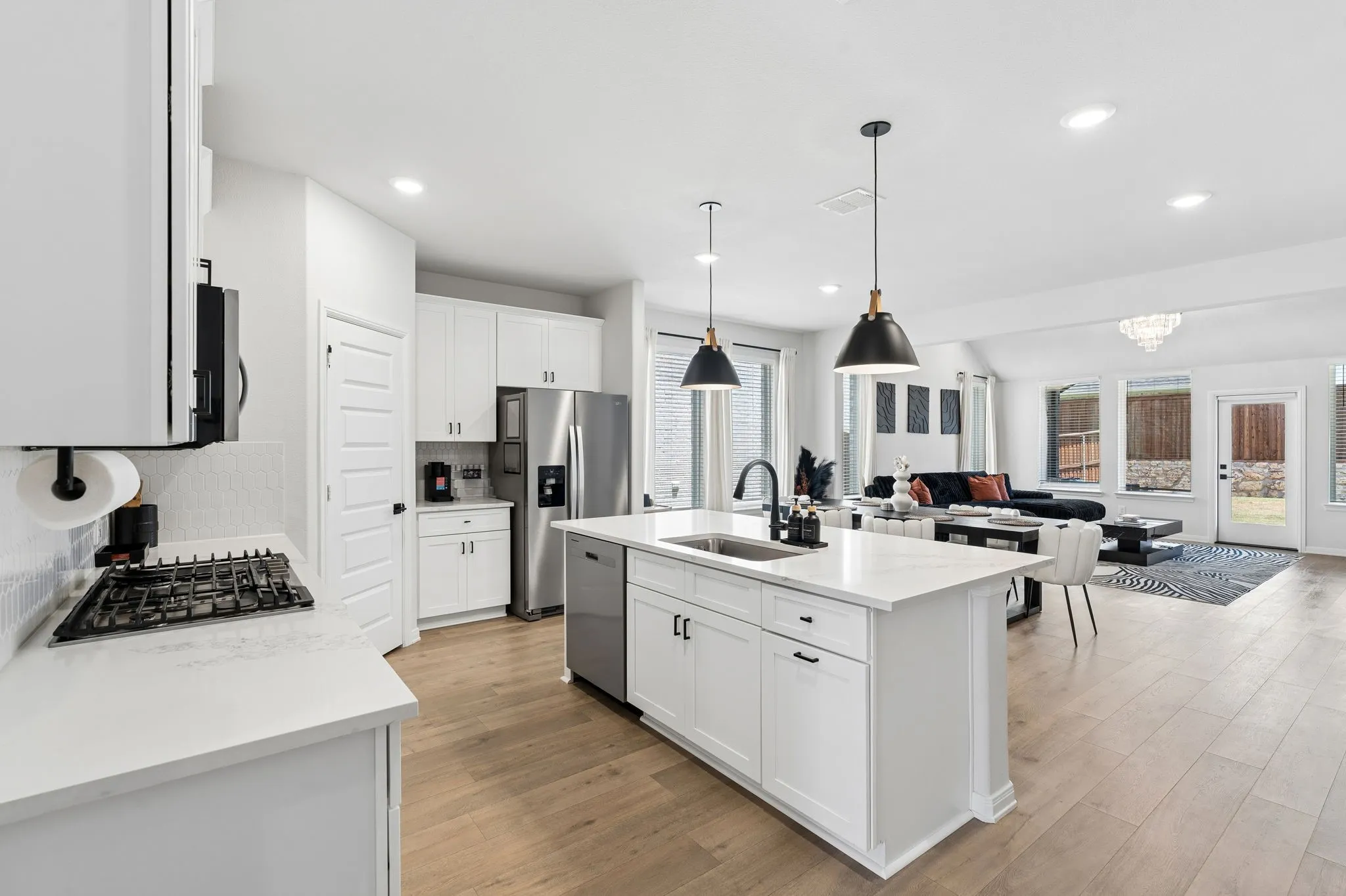 Single Family Residence For Sale in Denton County , 4121 Blackbird Avenue, Little Elm, Texas 75068, 4 Bedroom, 3 Bathroom, 2 Garage spaces, 2,813 Sqft, built in 2024, mls#21342885, Real Estate Agent in Little Elm, Homes For Sale in Denton county, Homes For Sale in Little Elm, Realtor in Little Elm Texas, Real Estate Brokerage Independent Realty Texas, Luminita Cordes Realtor
