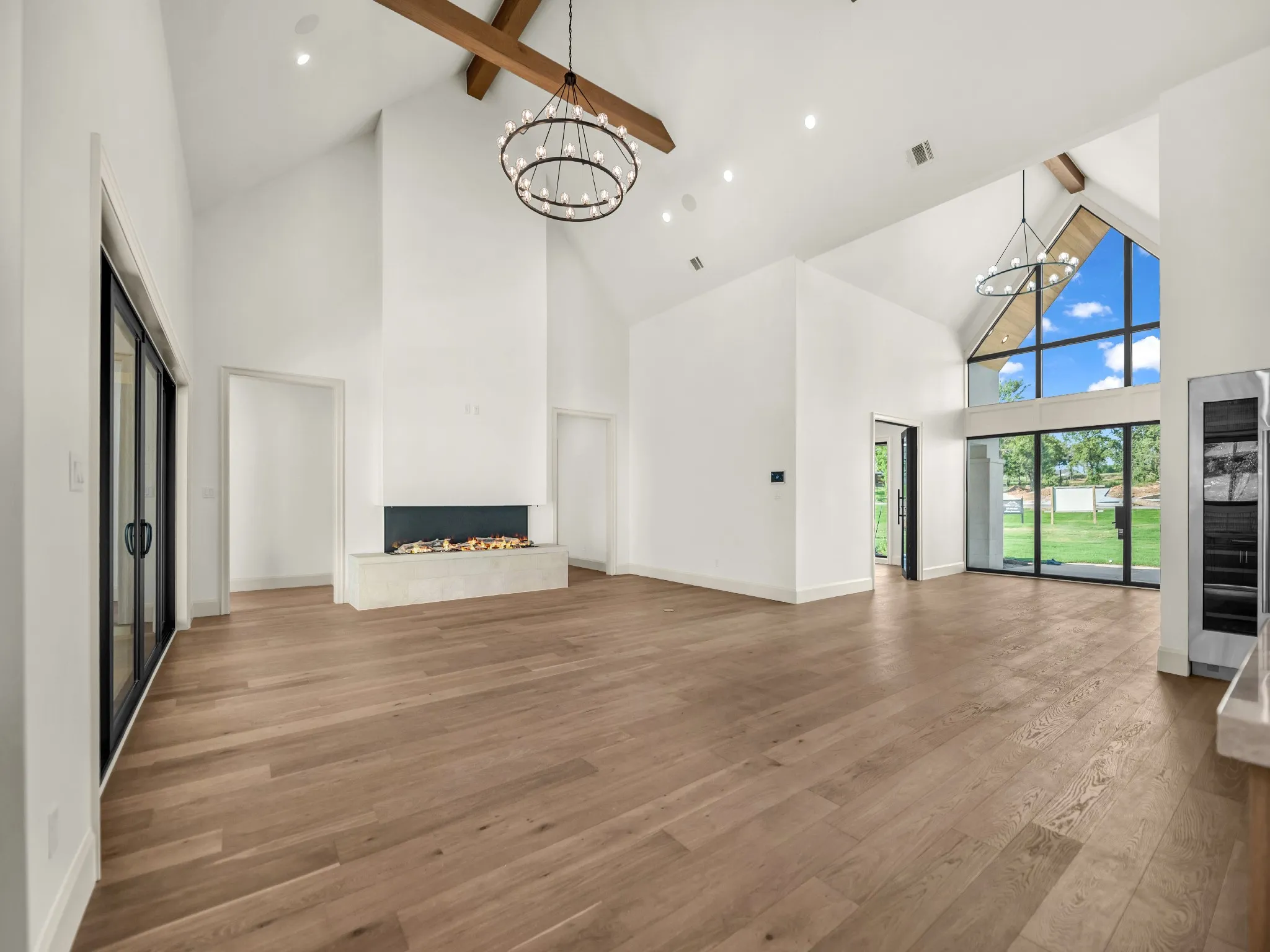 Single Family Residence For Sale in Parker County , 520 Royal Santana Run, Weatherford, Texas 76087, 5 Bedroom, 6 Bathroom, 3 Garage spaces, 4,803 Sqft, built in 2026, mls#21345919, Real Estate Agent in Weatherford, Homes For Sale in Parker county, Homes For Sale in Weatherford, Realtor in Weatherford Texas, Real Estate Brokerage Independent Realty Texas, Luminita Cordes Realtor
