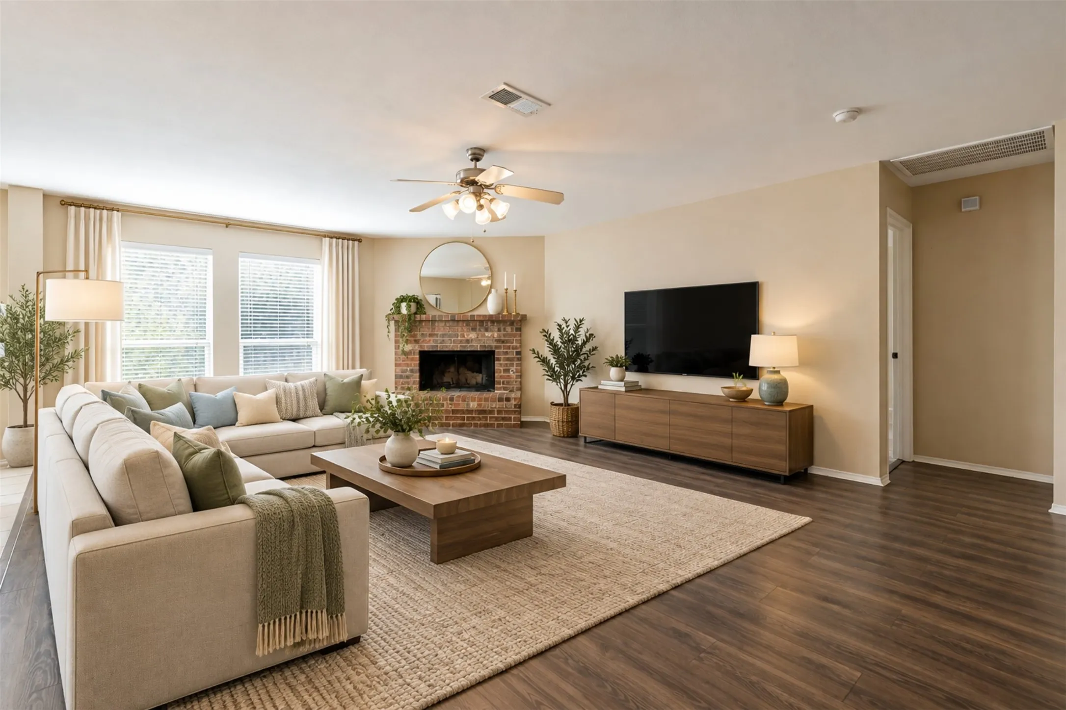 Single Family Residence For Sale in Rockwall County , 2030 Gleaner Drive, Rockwall, Texas 75032, 3 Bedroom, 3 Bathroom, 2 Garage spaces, 2,445 Sqft, built in 2005, mls#21343357, Real Estate Agent in Rockwall, Homes For Sale in Rockwall county, Homes For Sale in Rockwall, Realtor in Rockwall Texas, Real Estate Brokerage Independent Realty Texas, Luminita Cordes Realtor