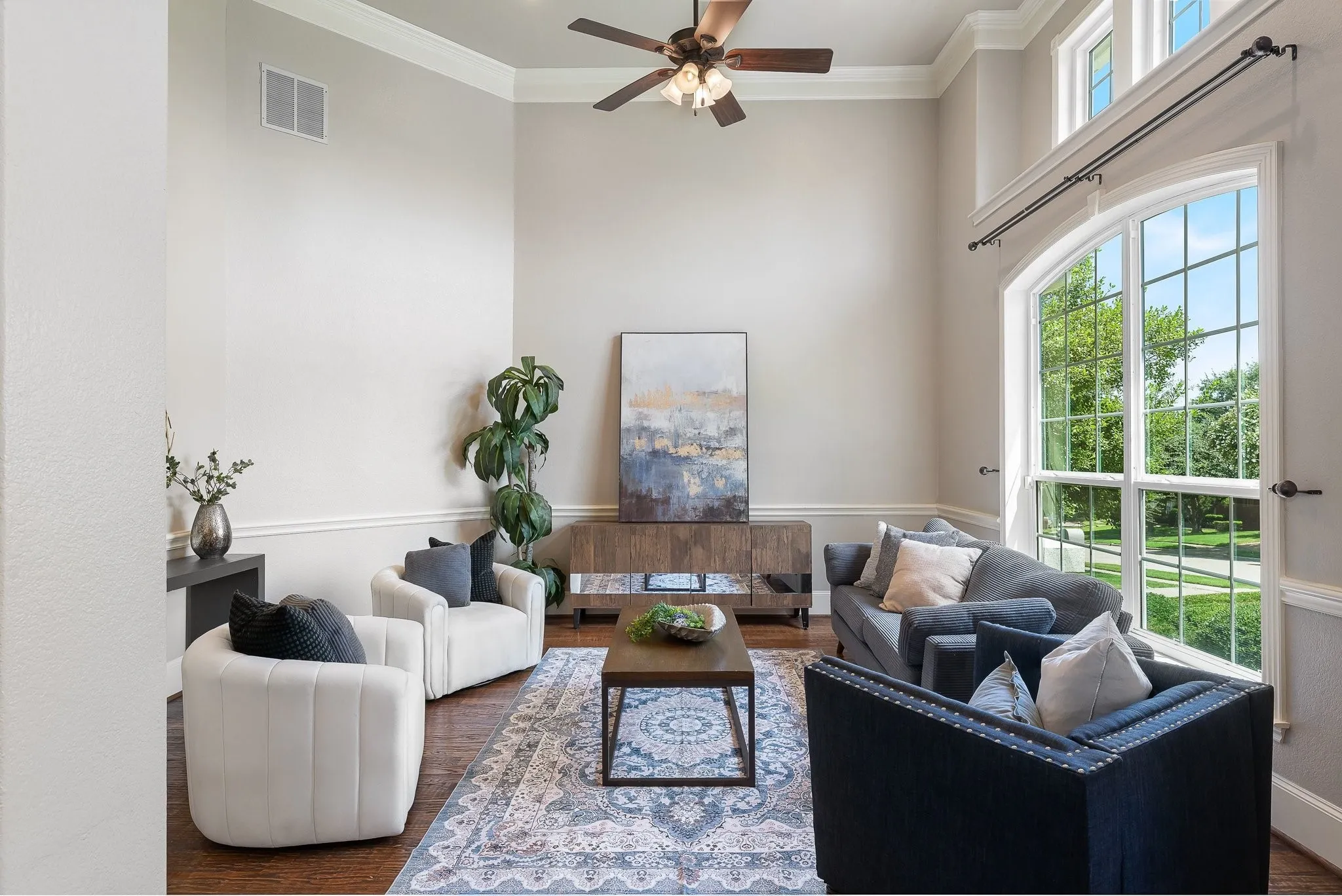 Single Family Residence For Sale in Dallas County , 1802 Driskill Drive, Irving, Texas 75038, 5 Bedroom, 5 Bathroom, 3 Garage spaces, 4,512 Sqft, built in 2002, mls#21346112, Real Estate Agent in Irving, Homes For Sale in Dallas county, Homes For Sale in Irving, Realtor in Irving Texas, Real Estate Brokerage Independent Realty Texas, Luminita Cordes Realtor