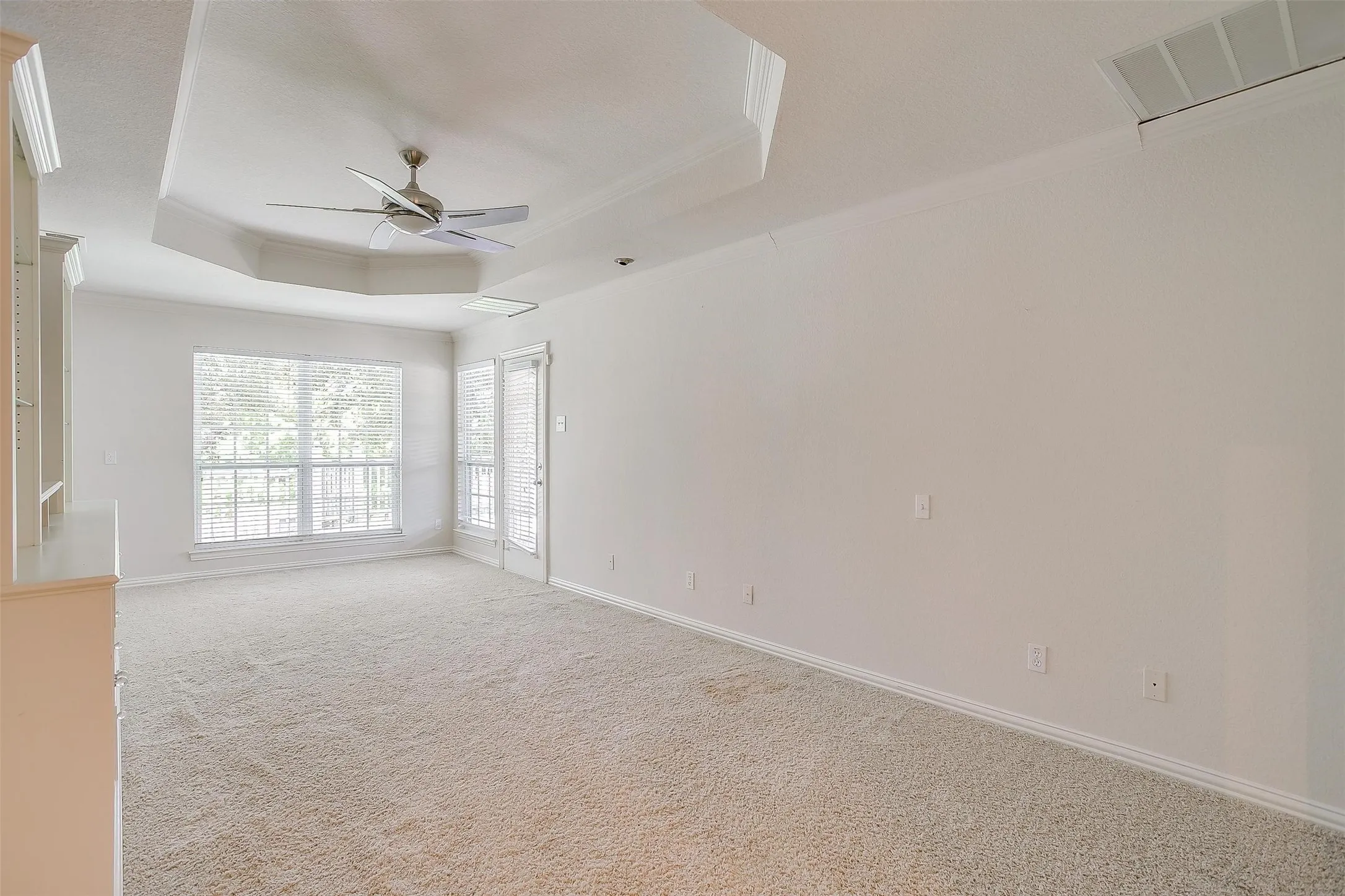 Single Family Residence For Sale in Tarrant County , 11972 Younger Court, Azle, Texas 76020, 7 Bedrooms, 3 Bathrooms, 3 Garage spaces, 4,250 Sqft, built in 1996, Price $920,000, mls#21333837, Real Estate Agent in Azle, Homes For Sale in Tarrant county, Homes For Sale in Azle, Realtor in Azle Texas, Real Estate Brokerage Independent Realty Texas, Luminita Cordes Realtor