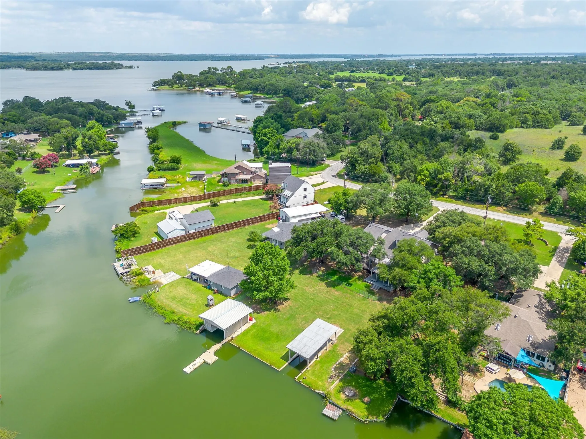 Single Family Residence For Sale in Tarrant County , 11972 Younger Court, Azle, Texas 76020, 7 Bedrooms, 3 Bathrooms, 3 Garage spaces, 4,250 Sqft, built in 1996, Price $920,000, mls#21333837, Real Estate Agent in Azle, Homes For Sale in Tarrant county, Homes For Sale in Azle, Realtor in Azle Texas, Real Estate Brokerage Independent Realty Texas, Luminita Cordes Realtor