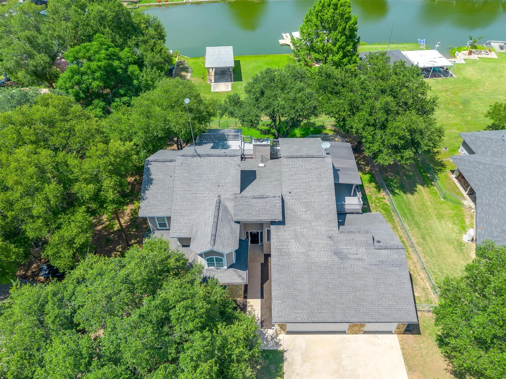 Single Family Residence For Sale in Tarrant County , 11972 Younger Court, Azle, Texas 76020, 7 Bedrooms, 3 Bathrooms, 3 Garage spaces, 4,250 Sqft, built in 1996, Price $920,000, mls#21333837, Real Estate Agent in Azle, Homes For Sale in Tarrant county, Homes For Sale in Azle, Realtor in Azle Texas, Real Estate Brokerage Independent Realty Texas, Luminita Cordes Realtor