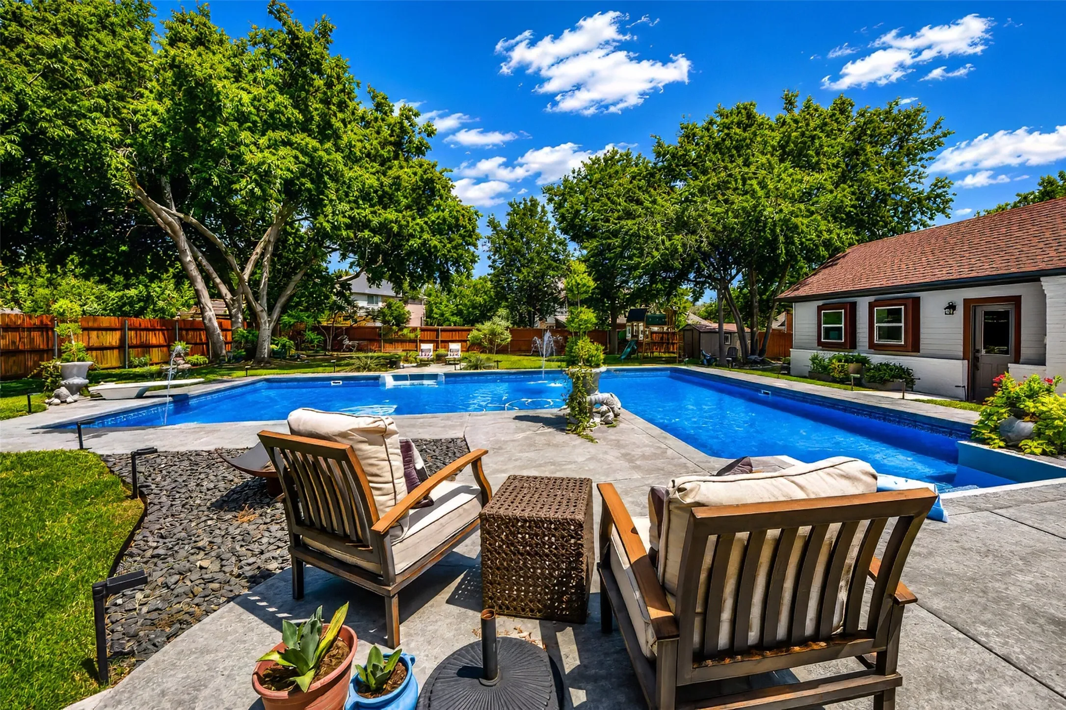Enjoy this very private yard.