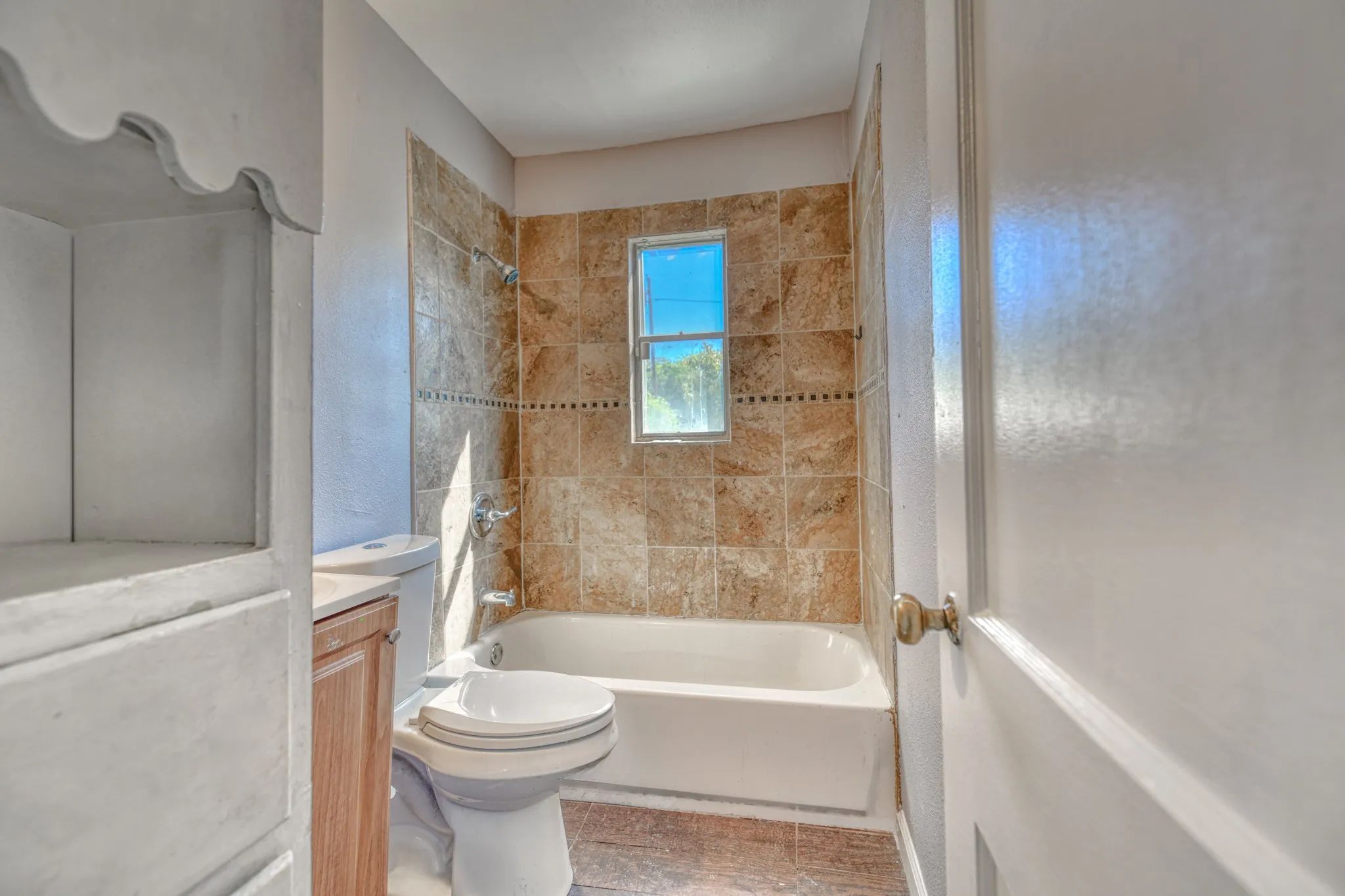 Single Family Residence For Rent in Dallas County , 3330 Utah Avenue, Dallas, Texas 75216, 2 Bedroom, 1 Bathroom, Garage spaces, 792 Sqft, built in 1949, mls#21346629, Real Estate Agent in Dallas, Homes For Rent in Dallas county, Homes For Rent in Dallas, Realtor in Dallas Texas, Real Estate Brokerage Independent Realty Texas, Luminita Cordes Realtor