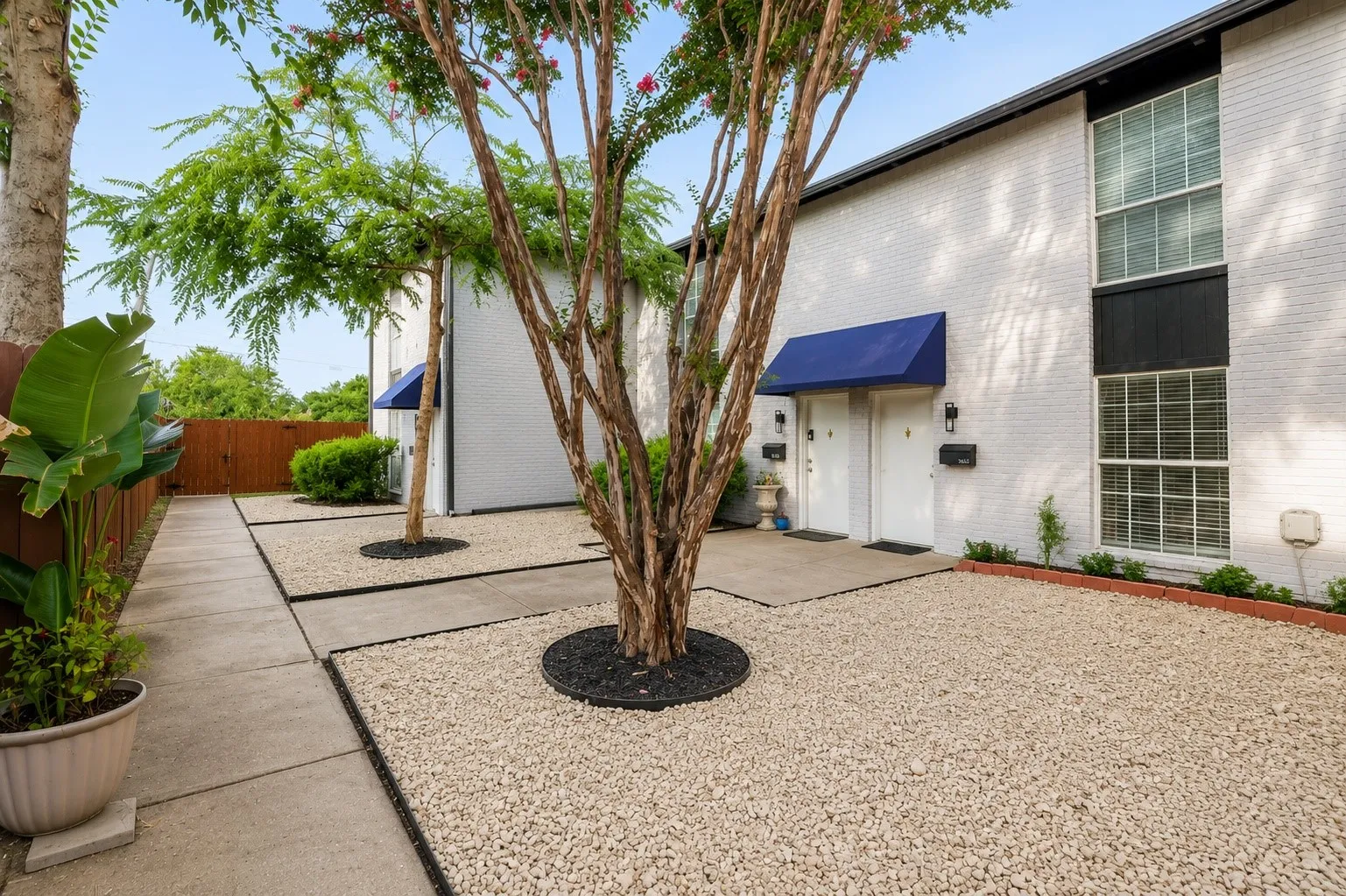 Quadruplex For Sale in Dallas County , 3650 Rickshaw Drive, Dallas, Texas 75229, 12 Bedroom, 8 Bathroom, Garage spaces, 0 Sqft, built in 1969, mls#21346390, Real Estate Agent in Dallas, Homes For Sale in Dallas county, Homes For Sale in Dallas, Realtor in Dallas Texas, Real Estate Brokerage Independent Realty Texas, Luminita Cordes Realtor