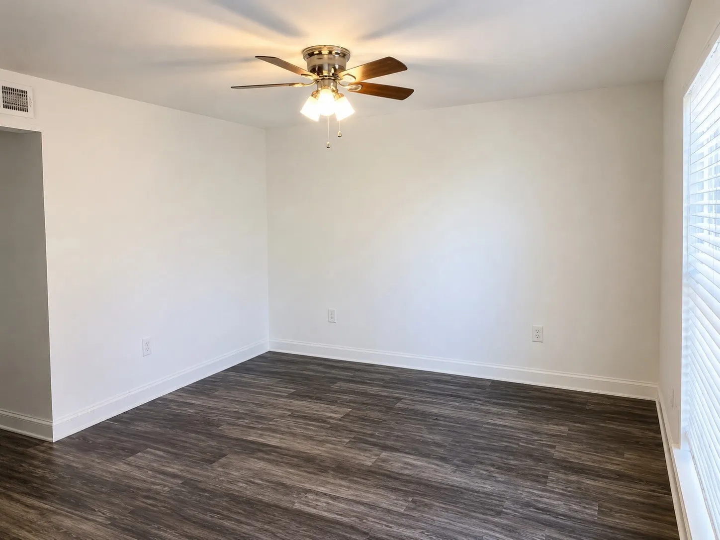 3652 Living Room