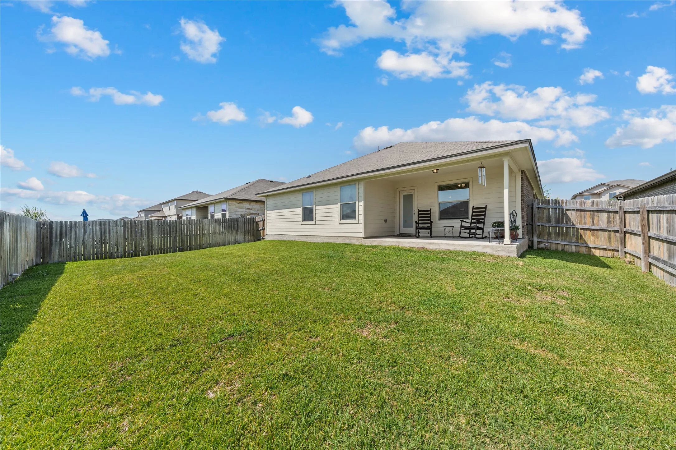 Single Family Residence For Sale in Mc Lennan County , 2912 Jackal Drive, Waco, Texas 76655, 3 Bedroom, 2 Bathroom, 2 Garage spaces, 1,764 Sqft, built in 2019, mls#21344694, Real Estate Agent in Waco, Homes For Sale in Mc Lennan county, Homes For Sale in Waco, Realtor in Waco Texas, Real Estate Brokerage Independent Realty Texas, Luminita Cordes Realtor