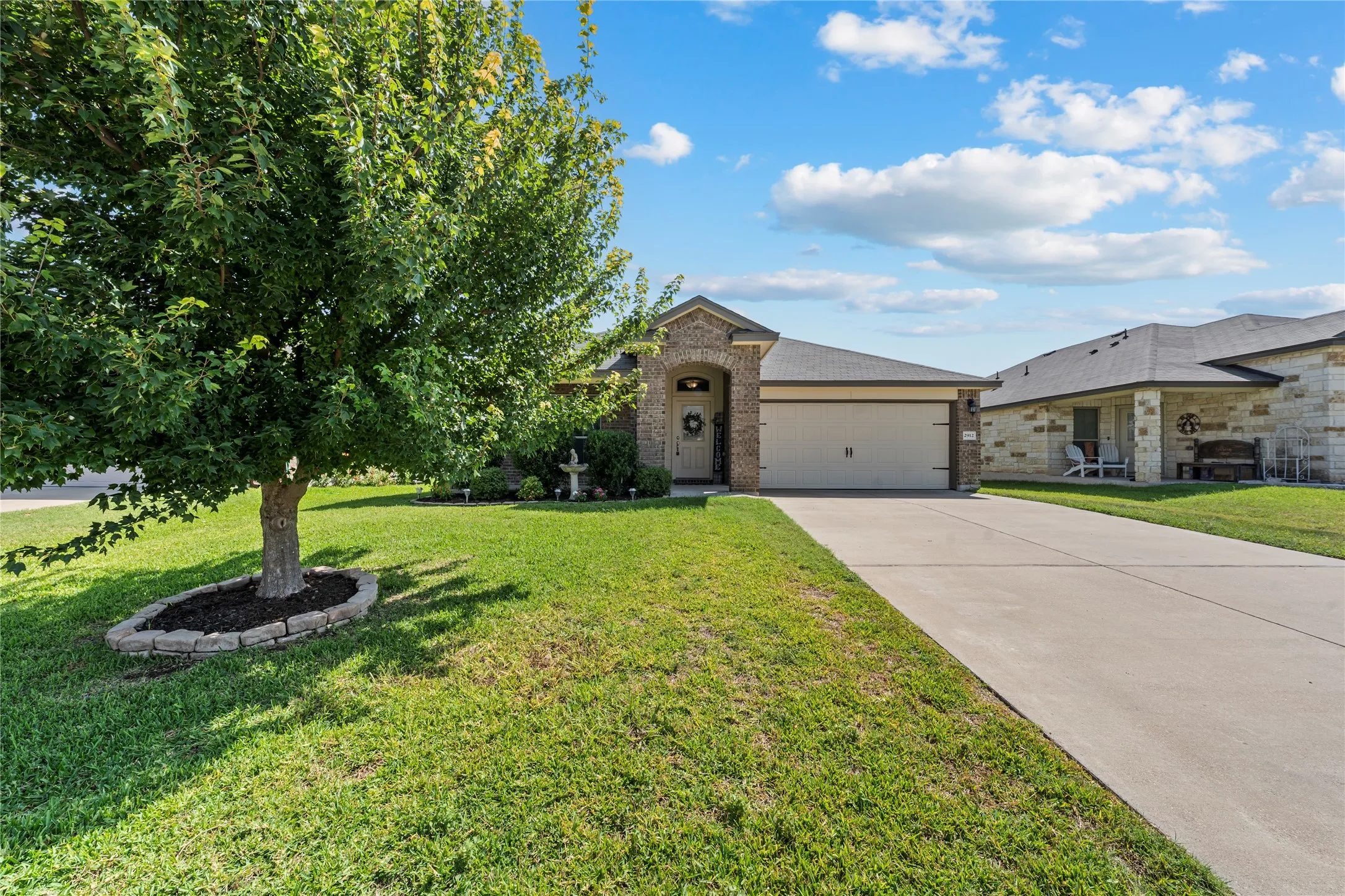 Single Family Residence For Sale in Mc Lennan County , 2912 Jackal Drive, Waco, Texas 76655, 3 Bedroom, 2 Bathroom, 2 Garage spaces, 1,764 Sqft, built in 2019, mls#21344694, Real Estate Agent in Waco, Homes For Sale in Mc Lennan county, Homes For Sale in Waco, Realtor in Waco Texas, Real Estate Brokerage Independent Realty Texas, Luminita Cordes Realtor