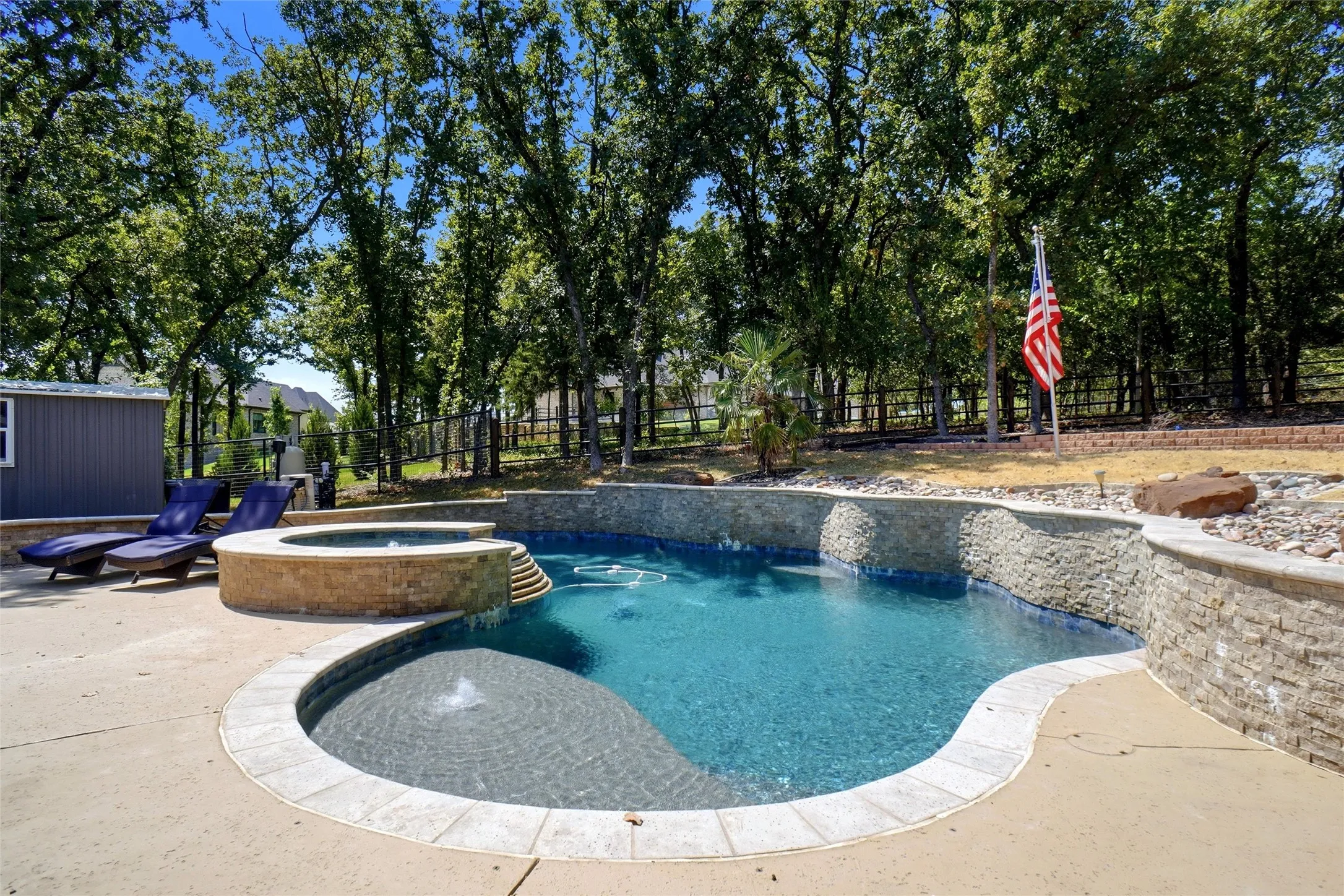 Single Family Residence For Sale in Denton County , 8998 Hilltop Road, Argyle, Texas 76226, 4 Bedroom, 3 Bathroom, 3 Garage spaces, 2,932 Sqft, built in 2000, mls#21346613, Real Estate Agent in Argyle, Homes For Sale in Denton county, Homes For Sale in Argyle, Realtor in Argyle Texas, Real Estate Brokerage Independent Realty Texas, Luminita Cordes Realtor