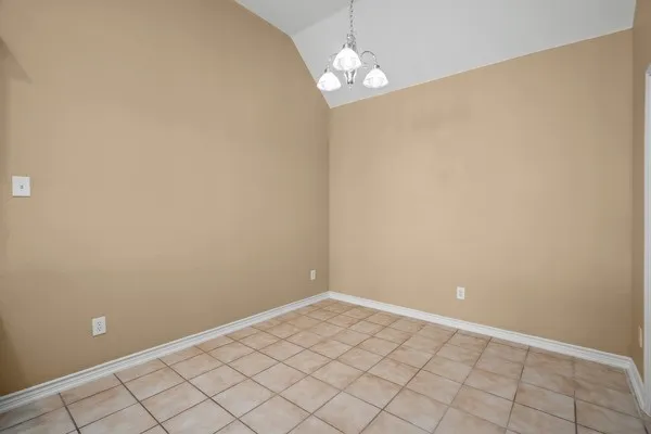 Single Family Residence For Sale in Denton County , 945 Shiprock Road, Frisco, Texas 75033, 3 Bedroom, 2 Bathroom, 2 Garage spaces, 2,112 Sqft, built in 2006, mls#21346615, Real Estate Agent in Frisco, Homes For Sale in Denton county, Homes For Sale in Frisco, Realtor in Frisco Texas, Real Estate Brokerage Independent Realty Texas, Luminita Cordes Realtor