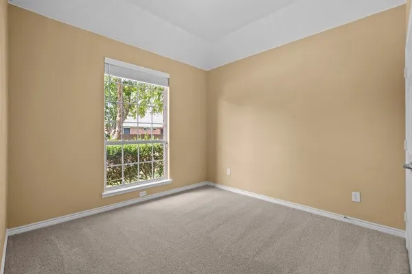 Single Family Residence For Sale in Denton County , 945 Shiprock Road, Frisco, Texas 75033, 3 Bedroom, 2 Bathroom, 2 Garage spaces, 2,112 Sqft, built in 2006, mls#21346615, Real Estate Agent in Frisco, Homes For Sale in Denton county, Homes For Sale in Frisco, Realtor in Frisco Texas, Real Estate Brokerage Independent Realty Texas, Luminita Cordes Realtor