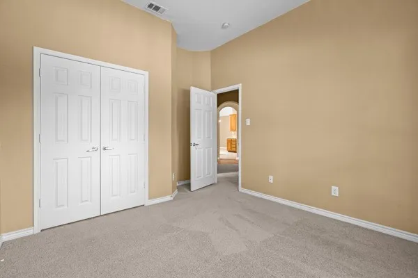 Single Family Residence For Sale in Denton County , 945 Shiprock Road, Frisco, Texas 75033, 3 Bedroom, 2 Bathroom, 2 Garage spaces, 2,112 Sqft, built in 2006, mls#21346615, Real Estate Agent in Frisco, Homes For Sale in Denton county, Homes For Sale in Frisco, Realtor in Frisco Texas, Real Estate Brokerage Independent Realty Texas, Luminita Cordes Realtor