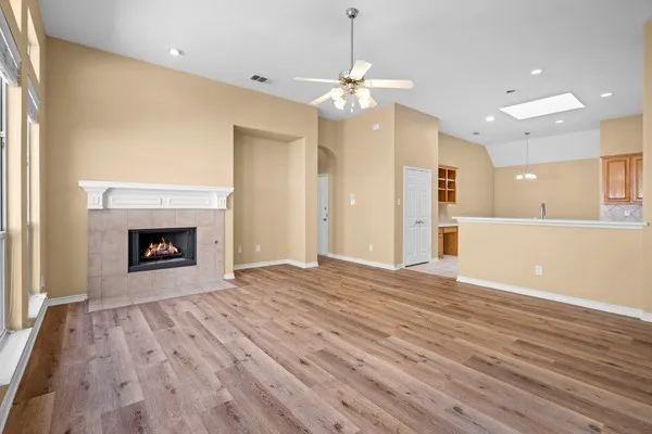 Single Family Residence For Sale in Denton County , 945 Shiprock Road, Frisco, Texas 75033, 3 Bedroom, 2 Bathroom, 2 Garage spaces, 2,112 Sqft, built in 2006, mls#21346615, Real Estate Agent in Frisco, Homes For Sale in Denton county, Homes For Sale in Frisco, Realtor in Frisco Texas, Real Estate Brokerage Independent Realty Texas, Luminita Cordes Realtor