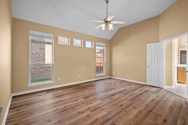 Single Family Residence For Sale in Denton County , 945 Shiprock Road, Frisco, Texas 75033, 3 Bedroom, 2 Bathroom, 2 Garage spaces, 2,112 Sqft, built in 2006, mls#21346615, Real Estate Agent in Frisco, Homes For Sale in Denton county, Homes For Sale in Frisco, Realtor in Frisco Texas, Real Estate Brokerage Independent Realty Texas, Luminita Cordes Realtor