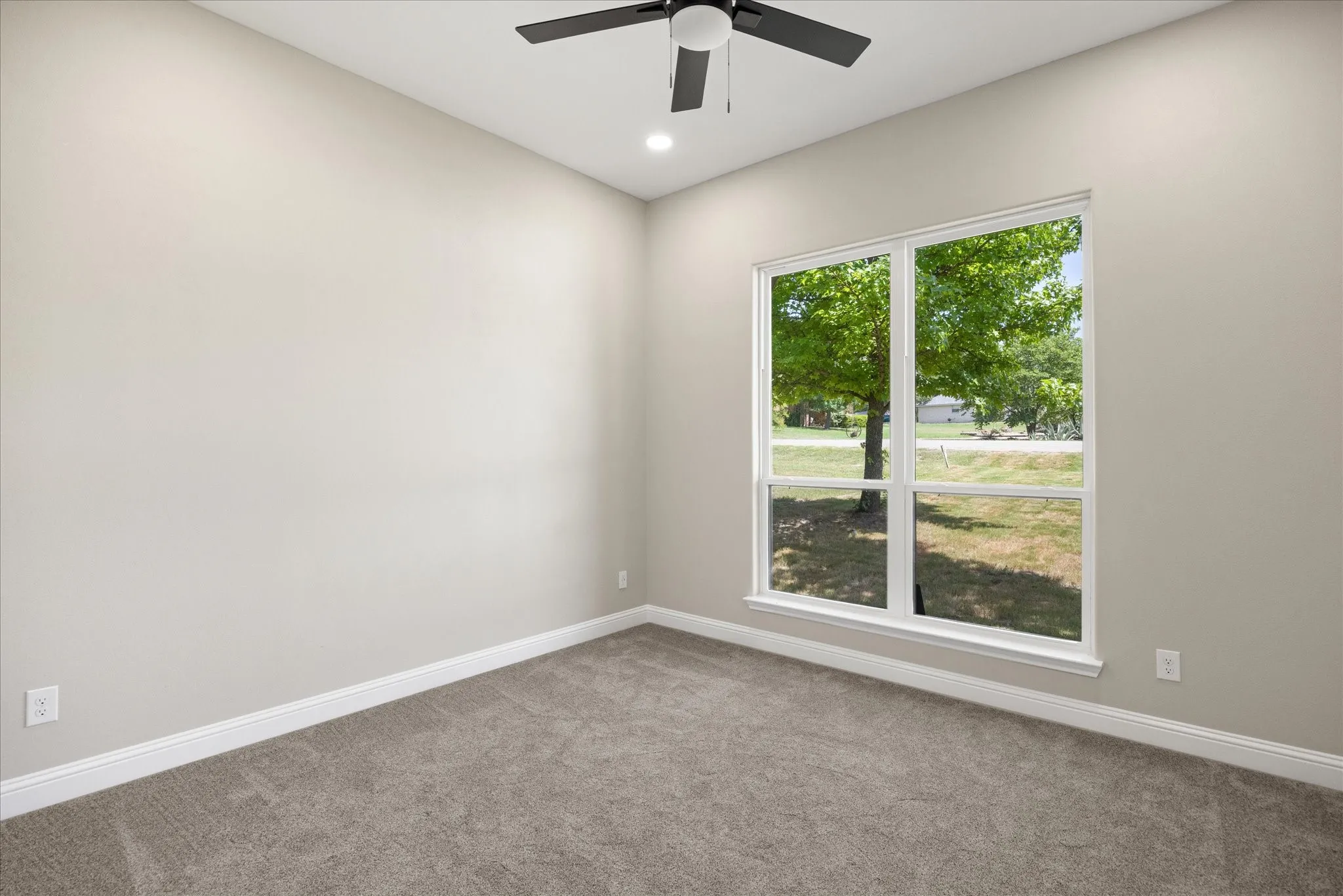 Single Family Residence For Sale in Hood County , 210 Knob Hill Drive, Granbury, Texas 76048, 4 Bedroom, 2 Bathroom, 2 Garage spaces, 2,410 Sqft, built in 2026, mls#21346152, Real Estate Agent in Granbury, Homes For Sale in Hood county, Homes For Sale in Granbury, Realtor in Granbury Texas, Real Estate Brokerage Independent Realty Texas, Luminita Cordes Realtor