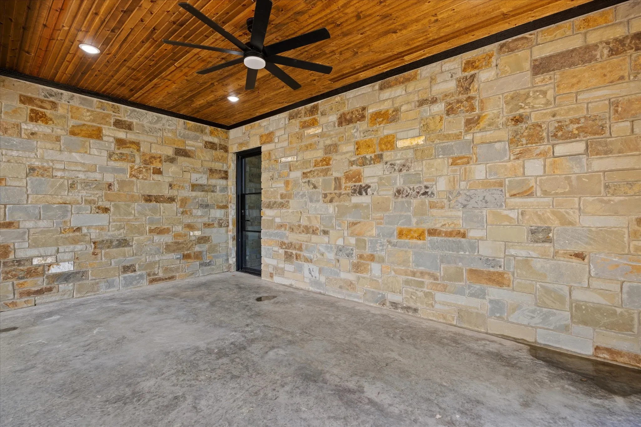 Single Family Residence For Sale in Hood County , 210 Knob Hill Drive, Granbury, Texas 76048, 4 Bedroom, 2 Bathroom, 2 Garage spaces, 2,410 Sqft, built in 2026, mls#21346152, Real Estate Agent in Granbury, Homes For Sale in Hood county, Homes For Sale in Granbury, Realtor in Granbury Texas, Real Estate Brokerage Independent Realty Texas, Luminita Cordes Realtor