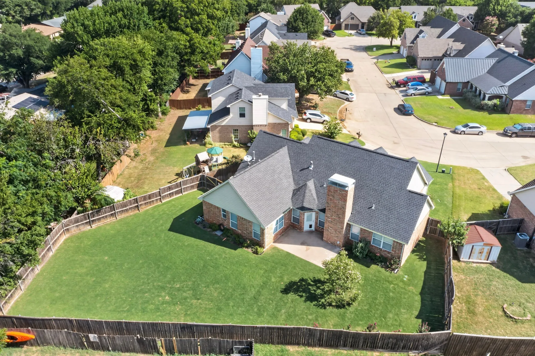 Single Family Residence For Sale in Denton County , 510 Mattie Lane, Lake Dallas, Texas 75065, 3 Bedroom, 2 Bathroom, 2 Garage spaces, 1,695 Sqft, built in 2004, mls#21345763, Real Estate Agent in Lake Dallas, Homes For Sale in Denton county, Homes For Sale in Lake Dallas, Realtor in Lake Dallas Texas, Real Estate Brokerage Independent Realty Texas, Luminita Cordes Realtor
