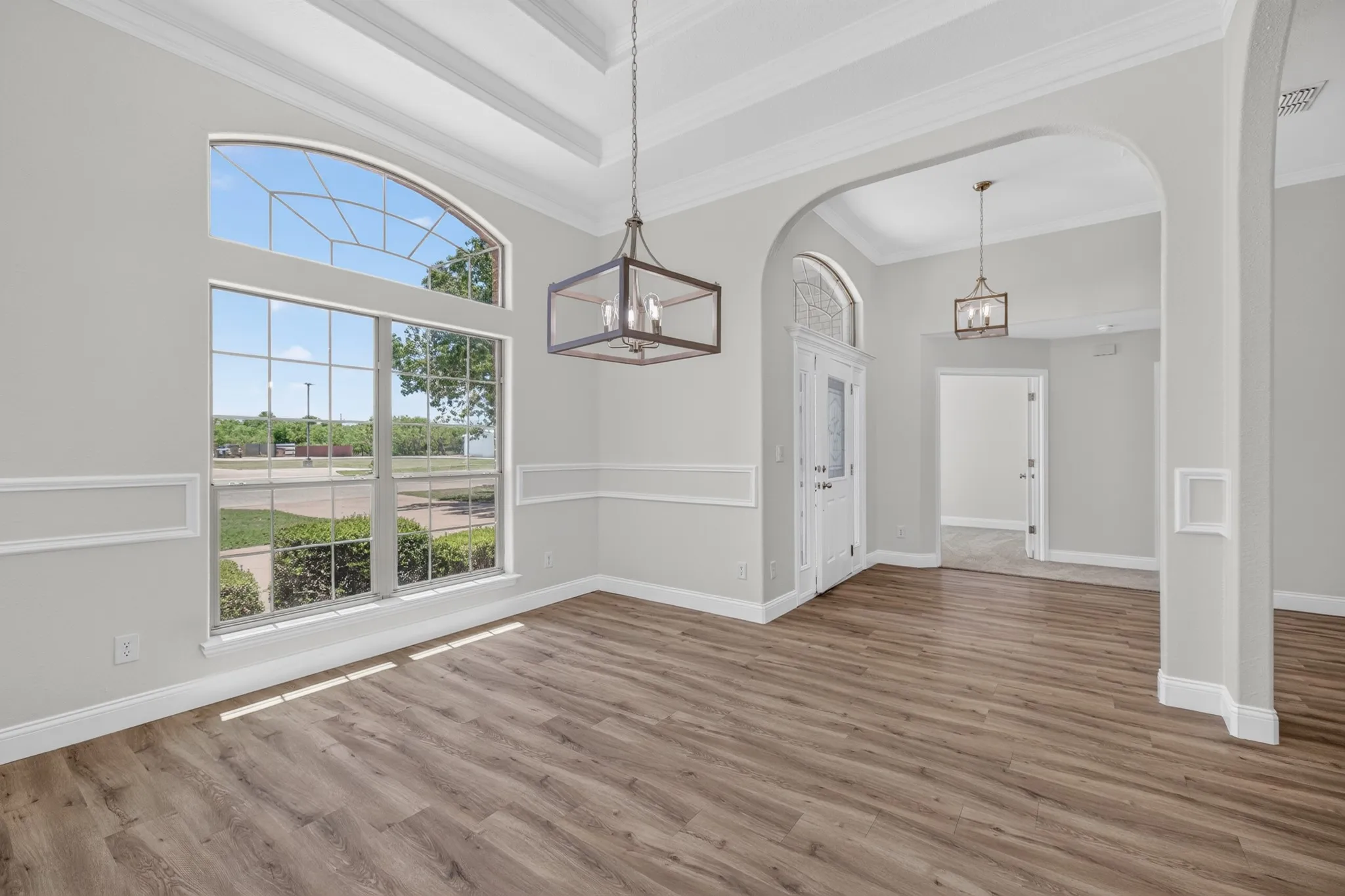Single Family Residence For Sale in Taylor County , 3518 Silver Oaks Drive, Abilene, Texas 79606, 4 Bedroom, 3 Bathroom, 2 Garage spaces, 2,459 Sqft, built in 2005, mls#21343886, Real Estate Agent in Abilene, Homes For Sale in Taylor county, Homes For Sale in Abilene, Realtor in Abilene Texas, Real Estate Brokerage Independent Realty Texas, Luminita Cordes Realtor