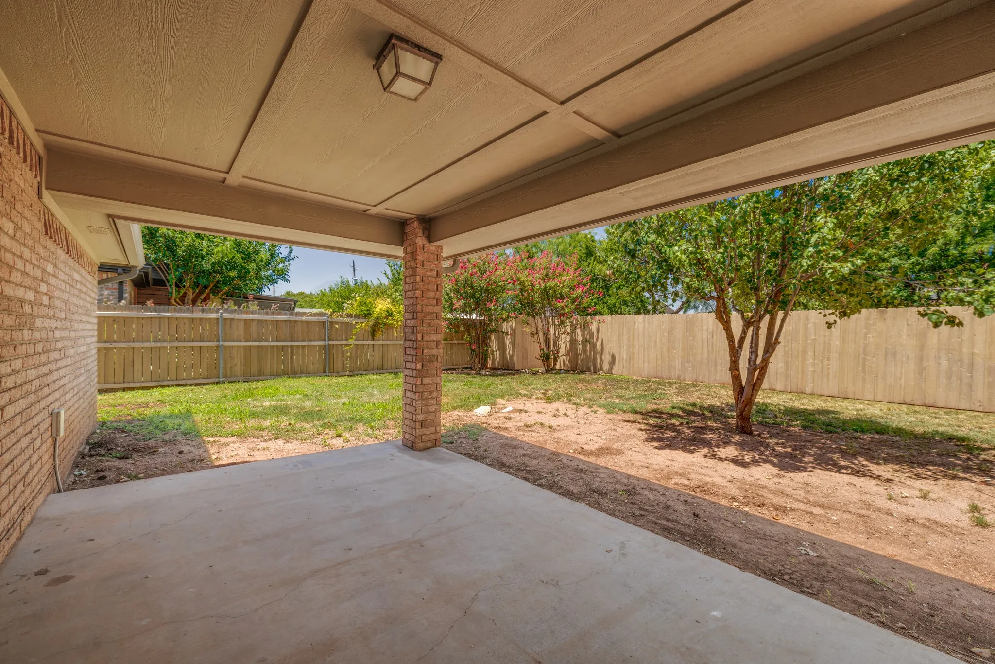 Single Family Residence For Sale in Taylor County , 3518 Silver Oaks Drive, Abilene, Texas 79606, 4 Bedroom, 3 Bathroom, 2 Garage spaces, 2,459 Sqft, built in 2005, mls#21343886, Real Estate Agent in Abilene, Homes For Sale in Taylor county, Homes For Sale in Abilene, Realtor in Abilene Texas, Real Estate Brokerage Independent Realty Texas, Luminita Cordes Realtor